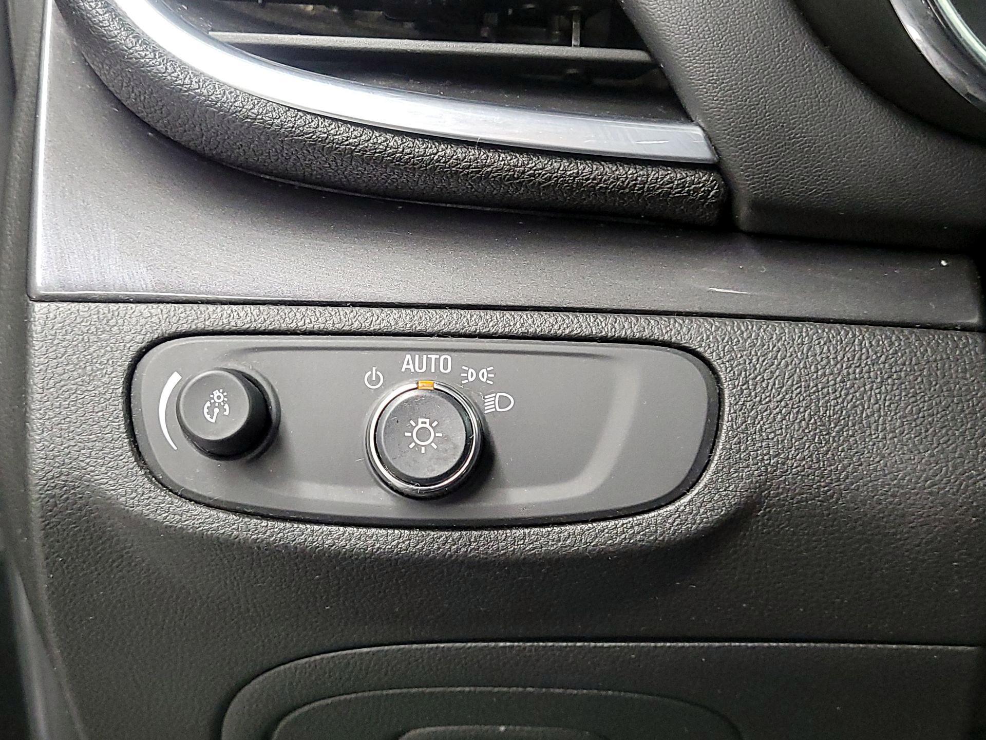 Thumbnail: 2020 Buick Encore - 11