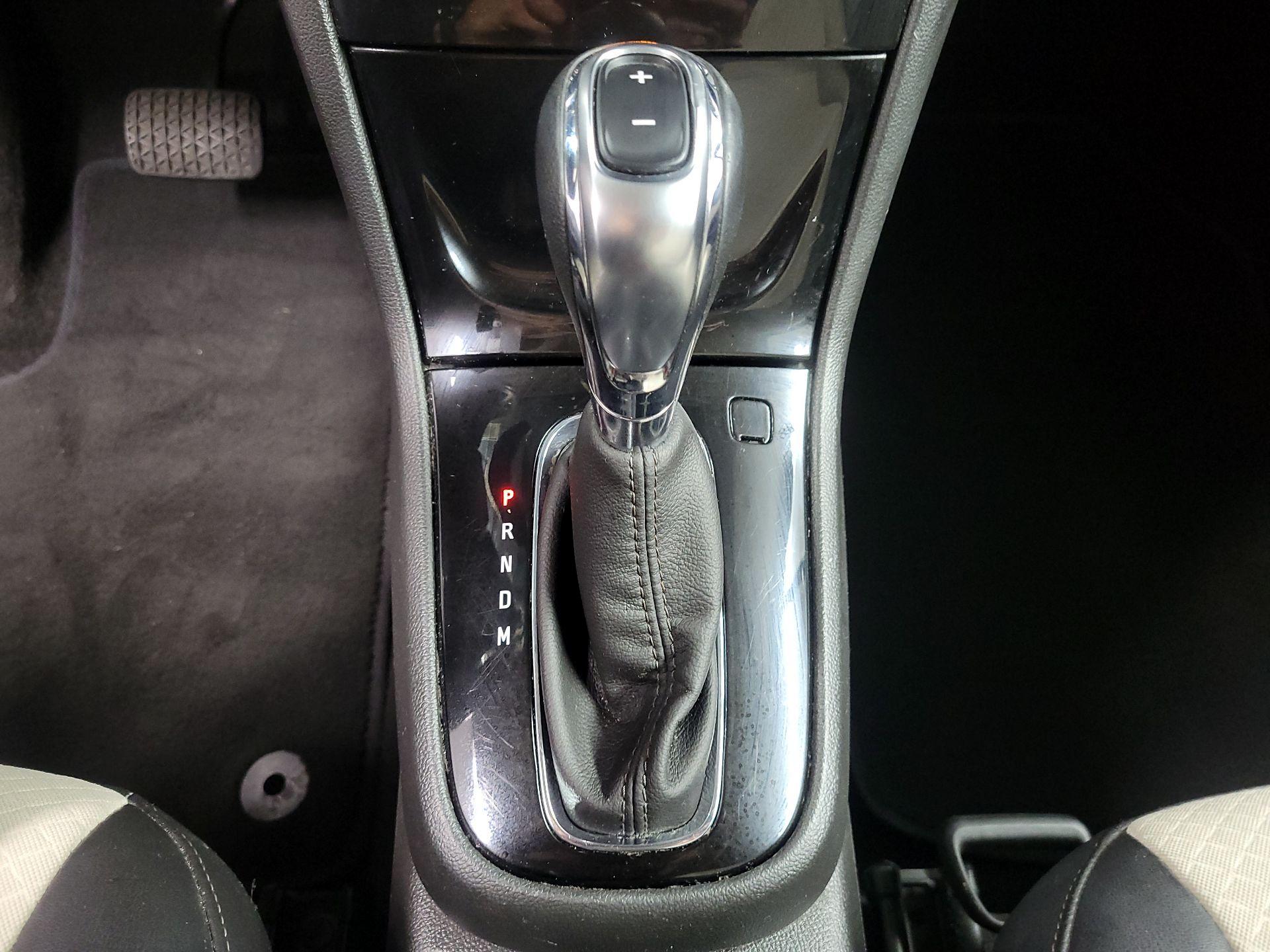 Thumbnail: 2020 Buick Encore - 15