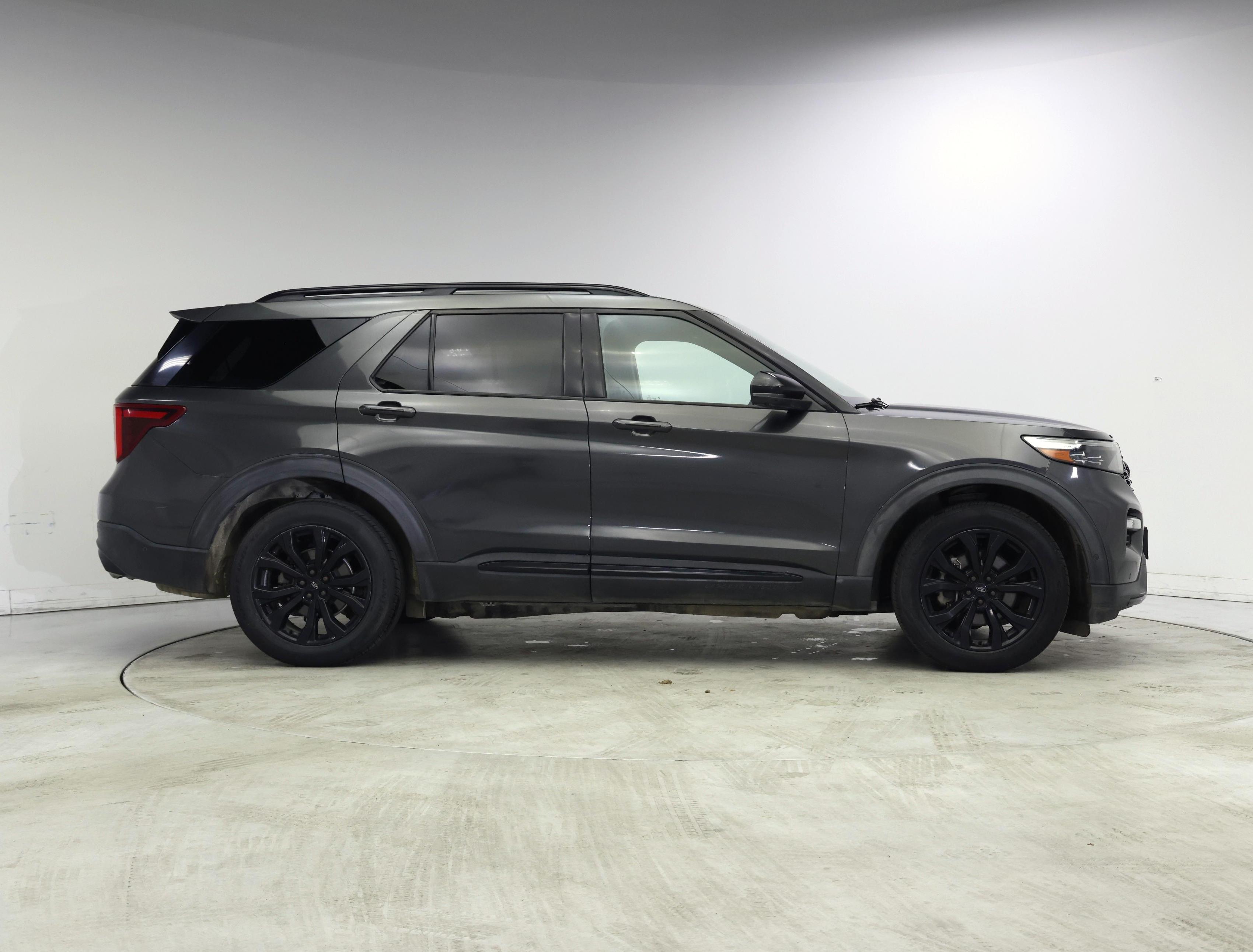 Thumbnail: 2020 Ford Explorer - 7