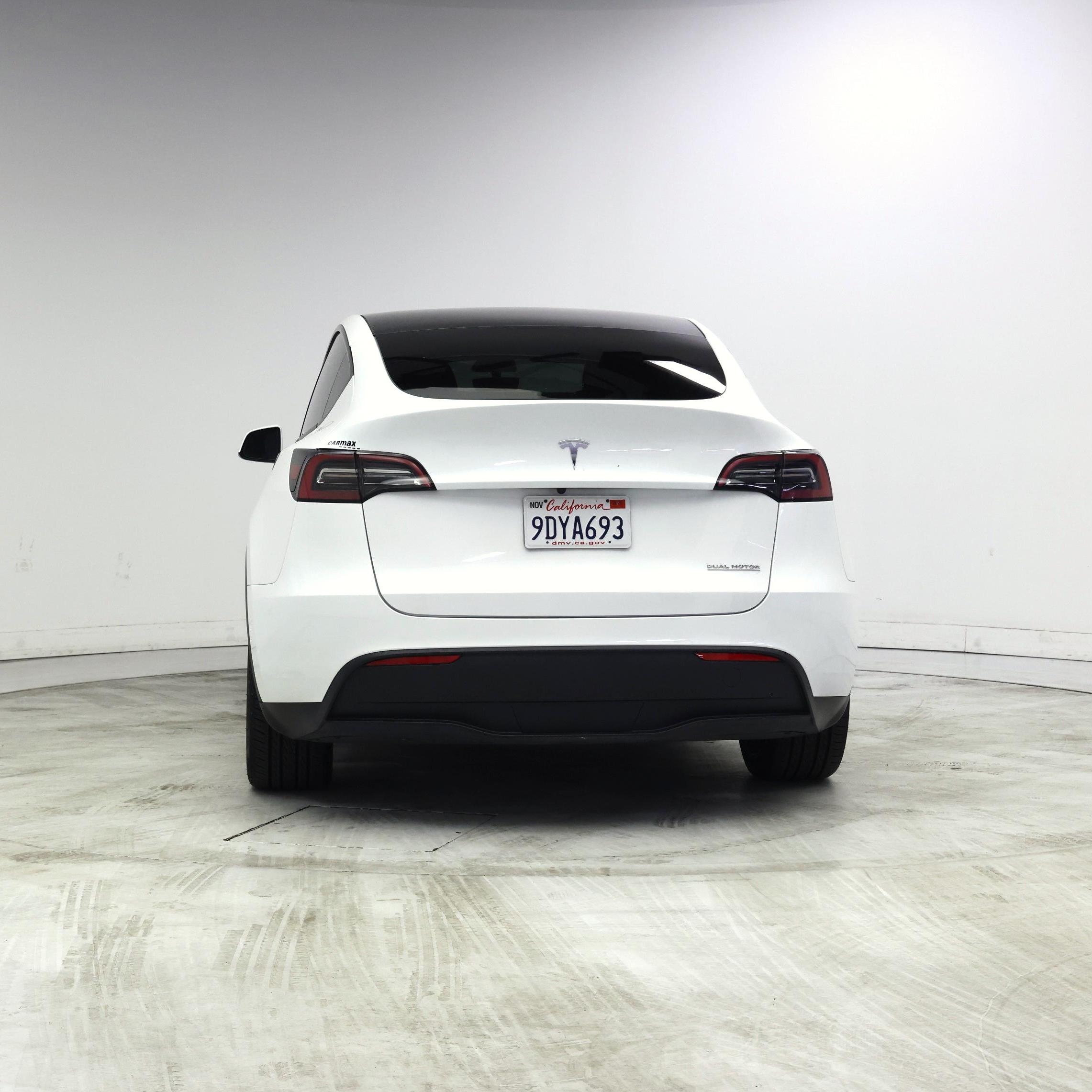 Thumbnail: 2023 Tesla Model Y - 6