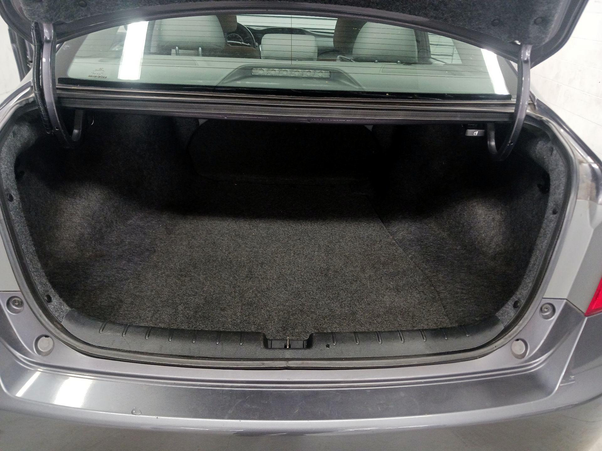 Thumbnail: 2015 Honda Accord - 17