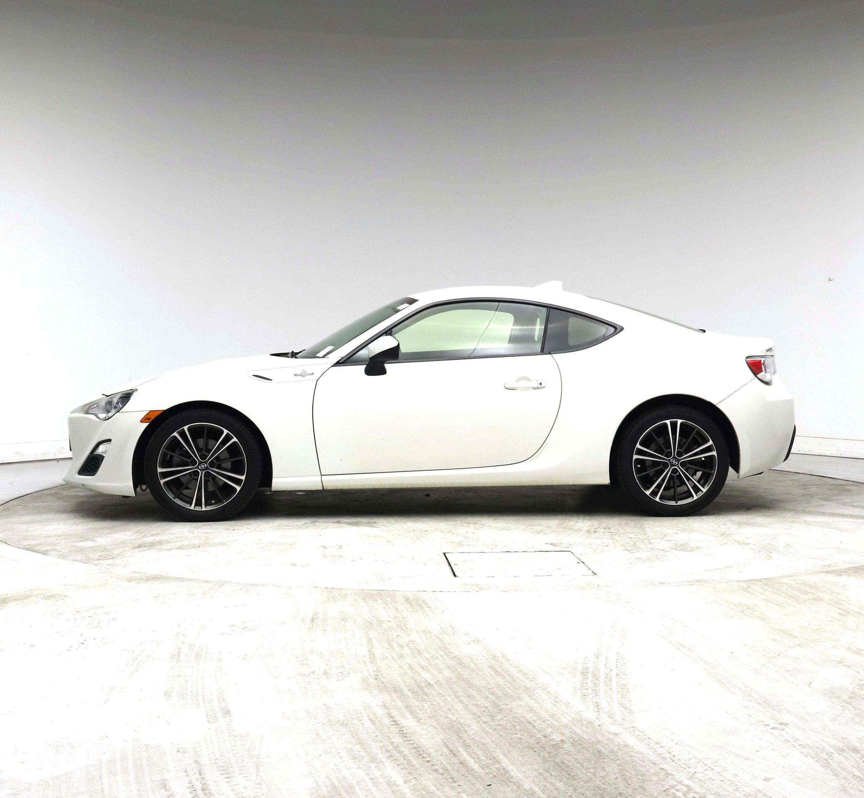 Thumbnail: 2016 Scion FR-S - 3