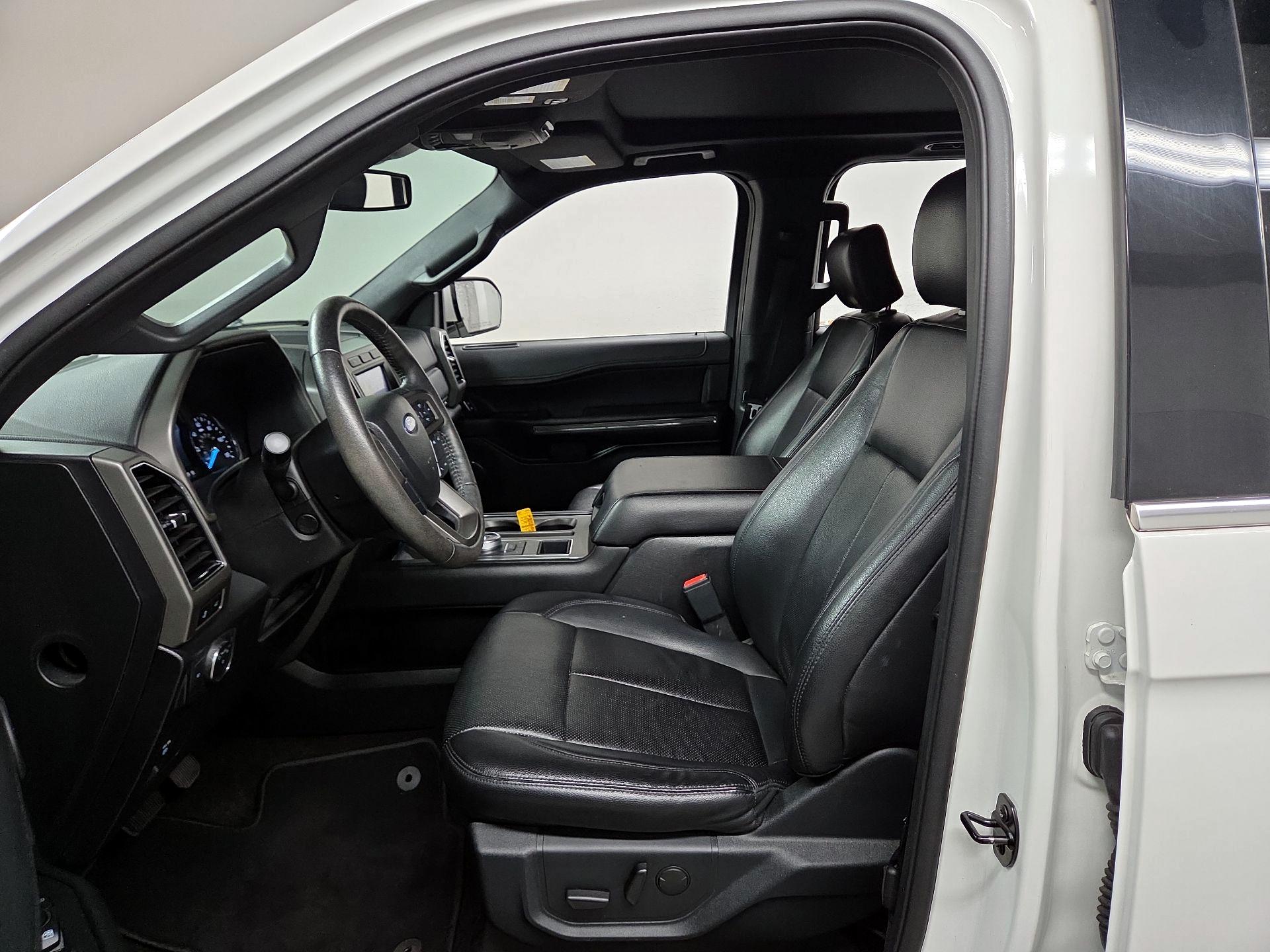 Thumbnail: 2020 Ford Expedition - 11