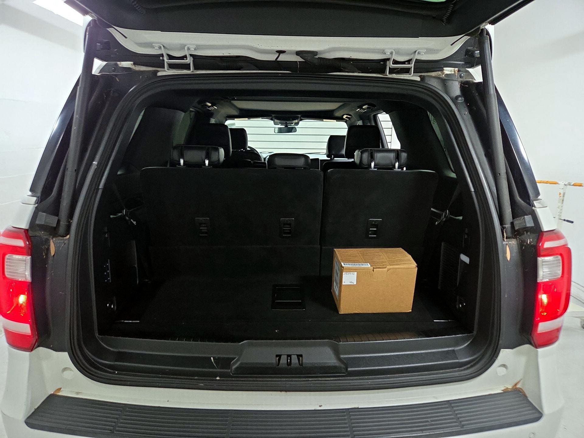 Thumbnail: 2020 Ford Expedition - 17