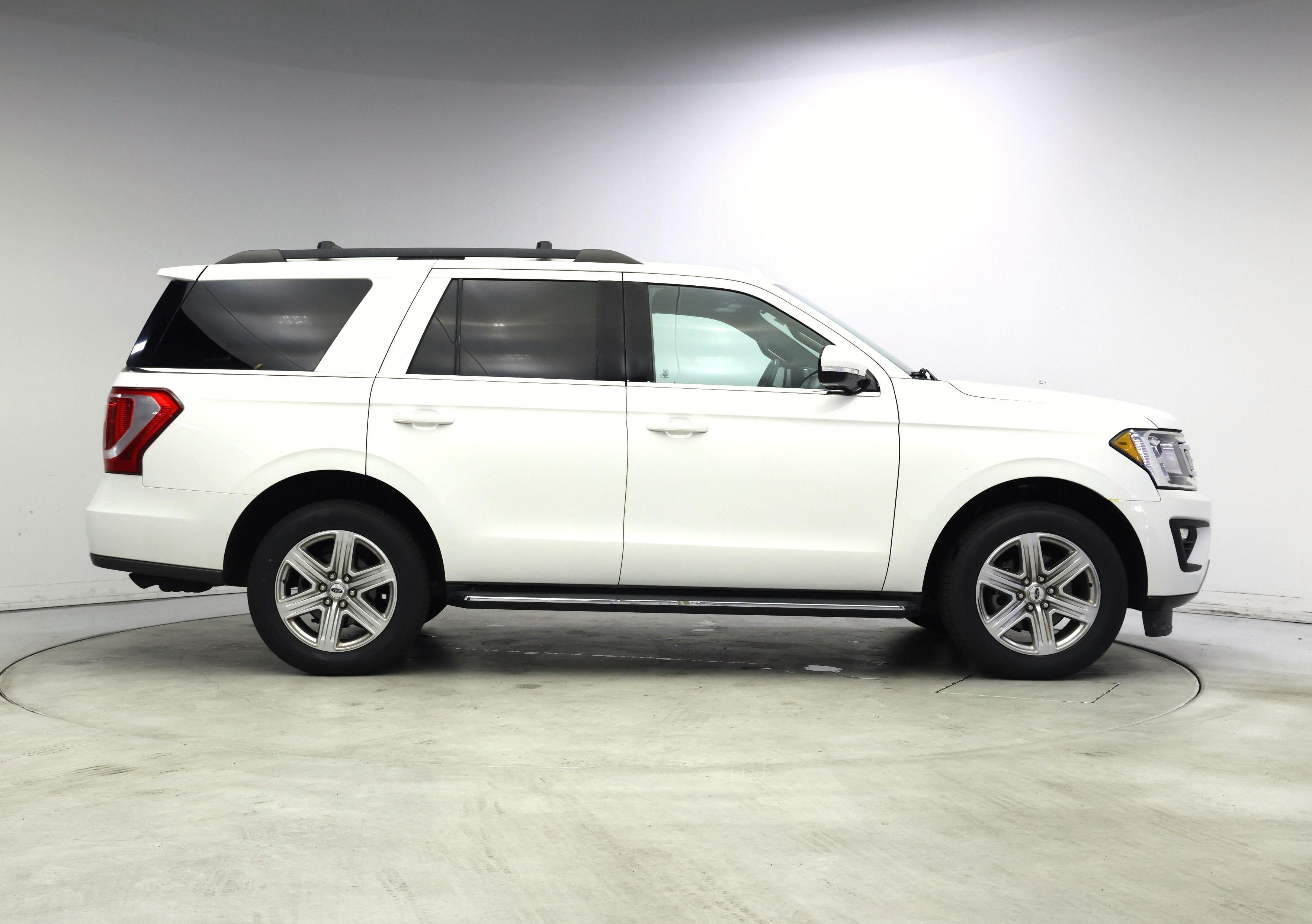 Thumbnail: 2020 Ford Expedition - 7