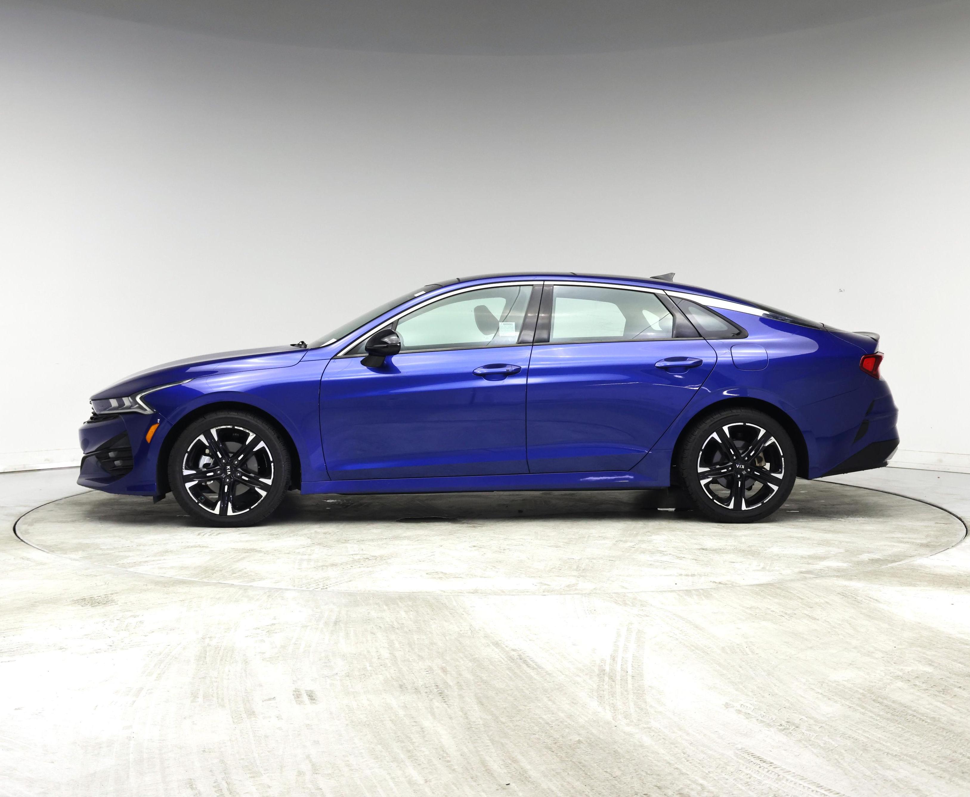Thumbnail: 2021 Kia K5 - 3