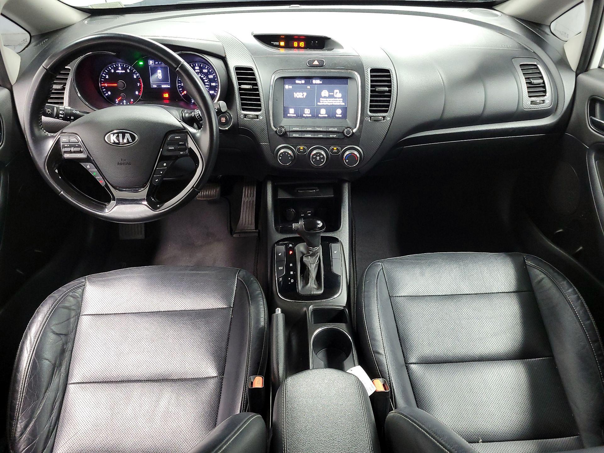 Thumbnail: 2017 Kia Forte - 8