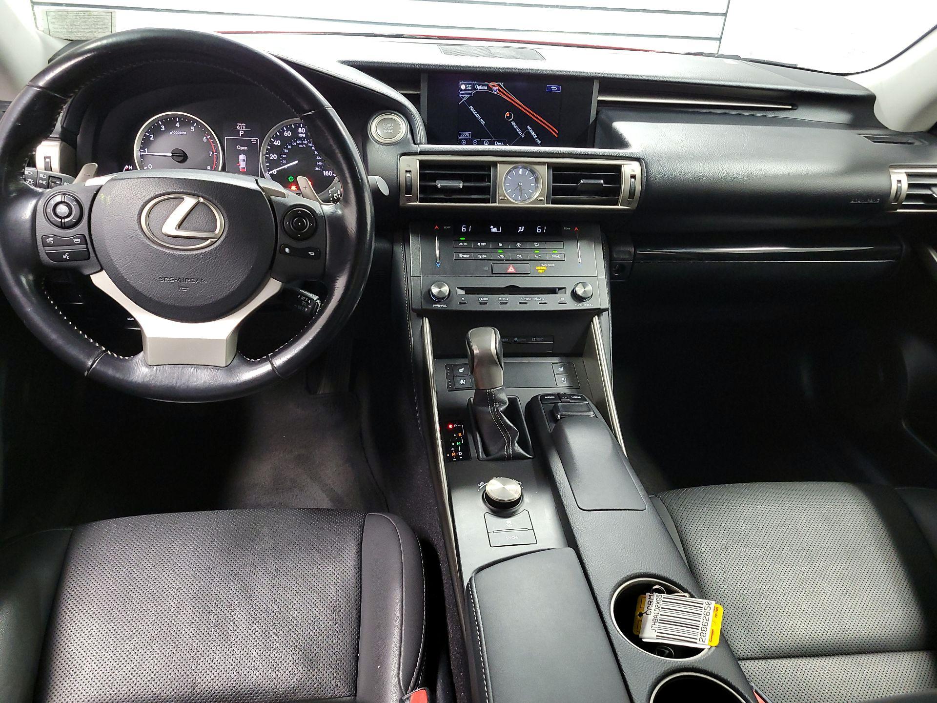 Thumbnail: 2016 Lexus IS - 9