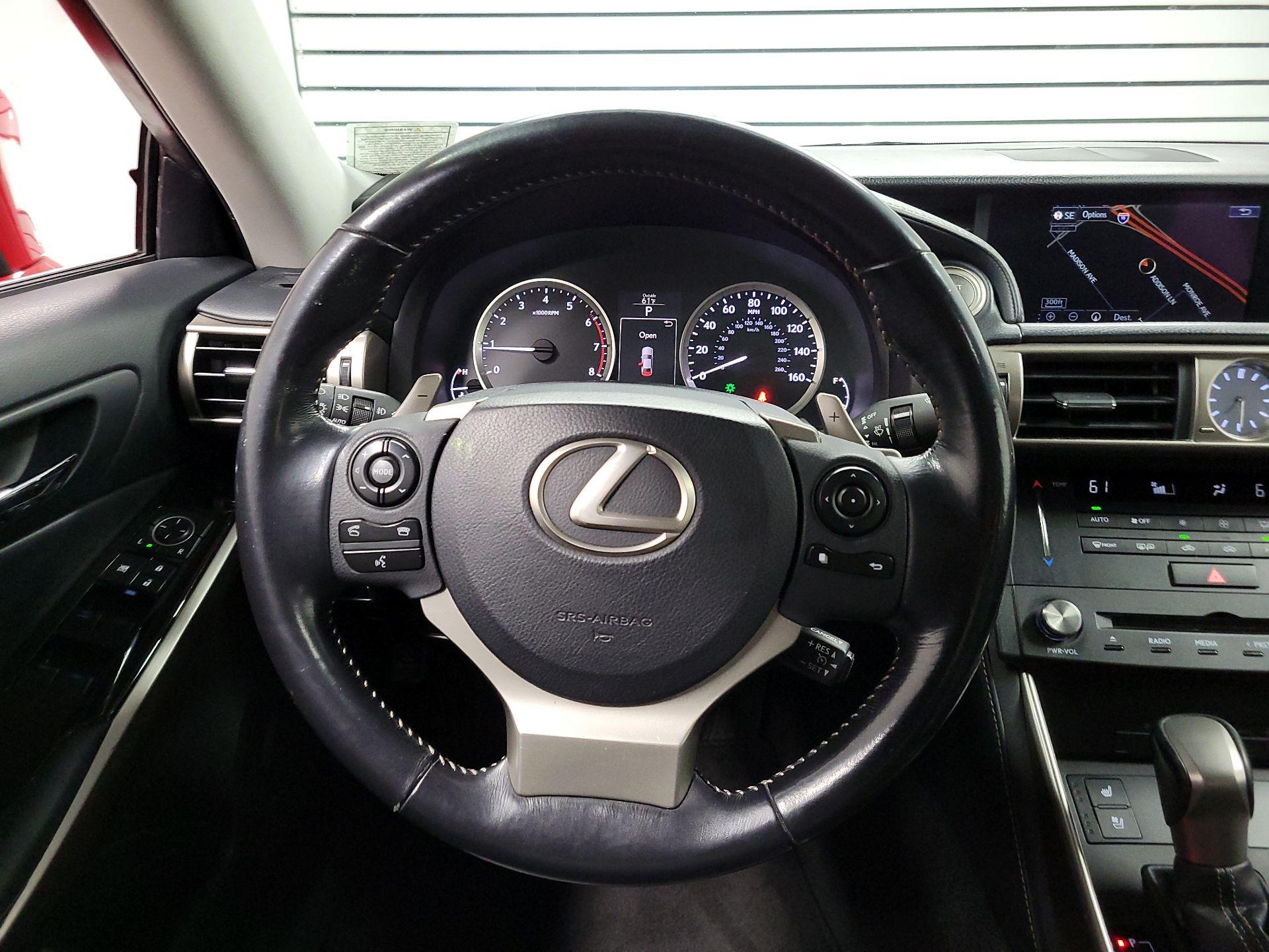 Thumbnail: 2016 Lexus IS - 10
