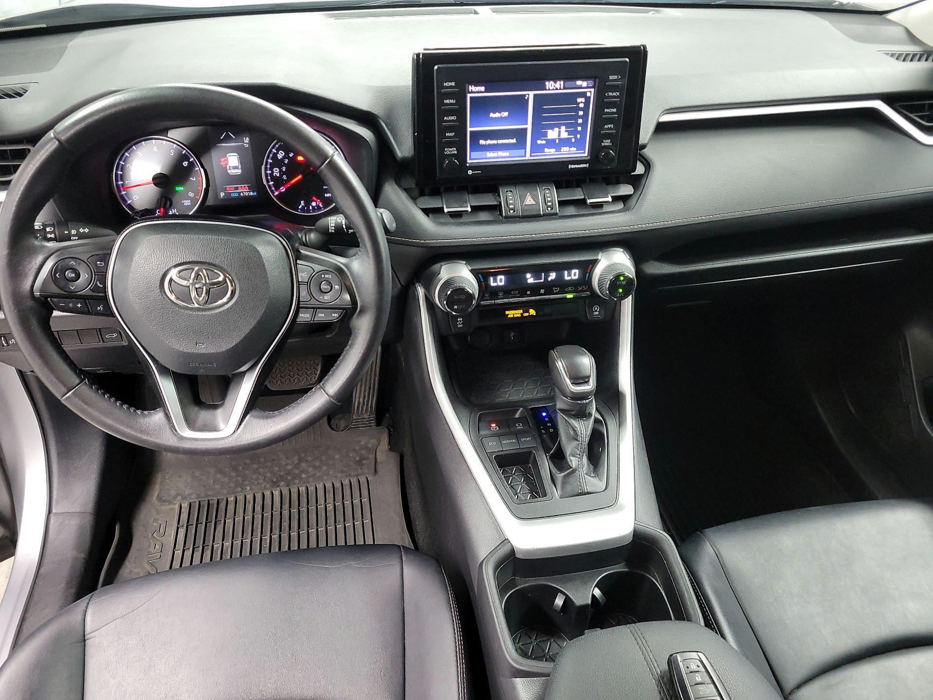 Thumbnail: 2021 Toyota RAV4 - 9