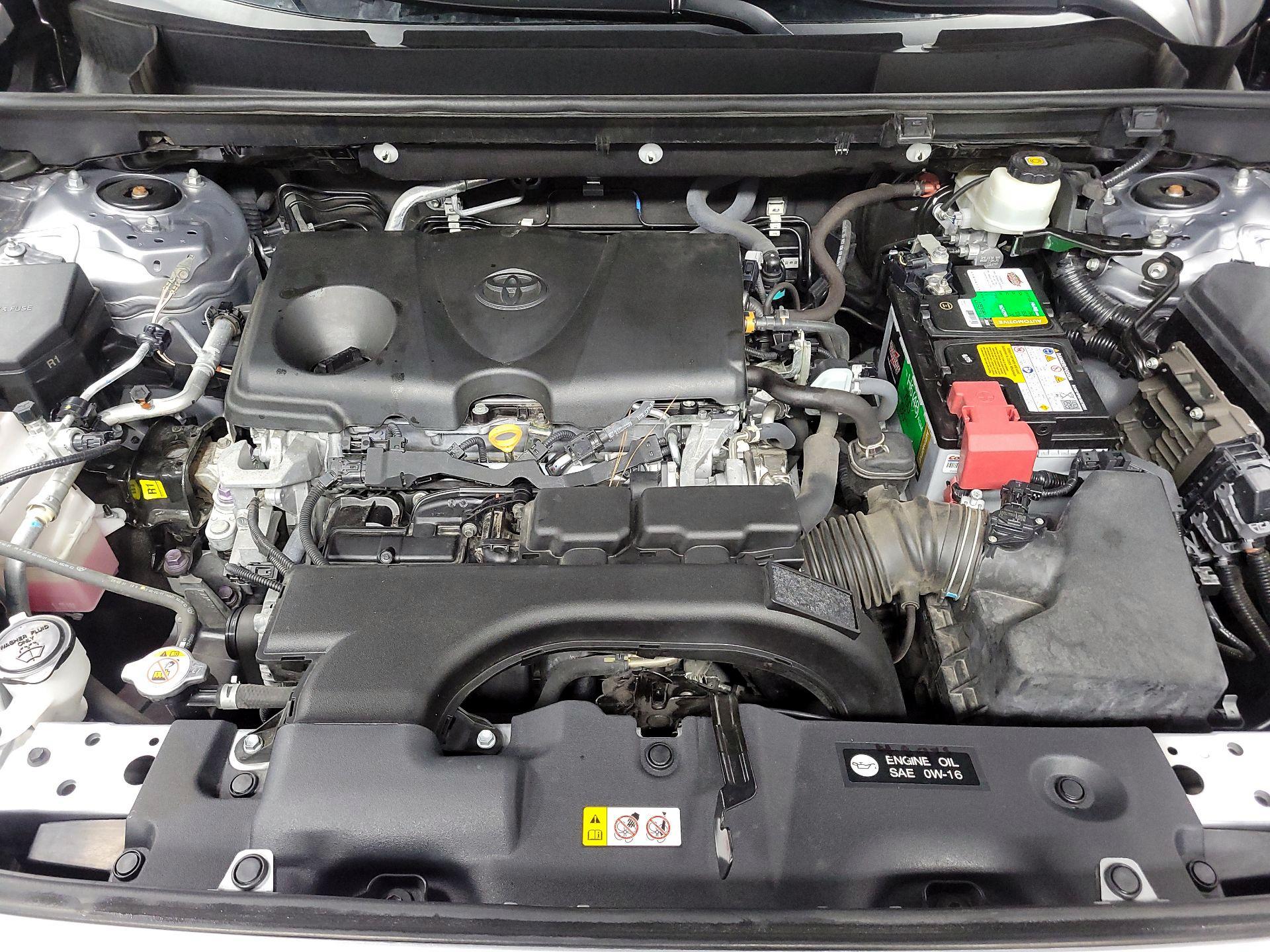 Thumbnail: 2021 Toyota RAV4 - 18