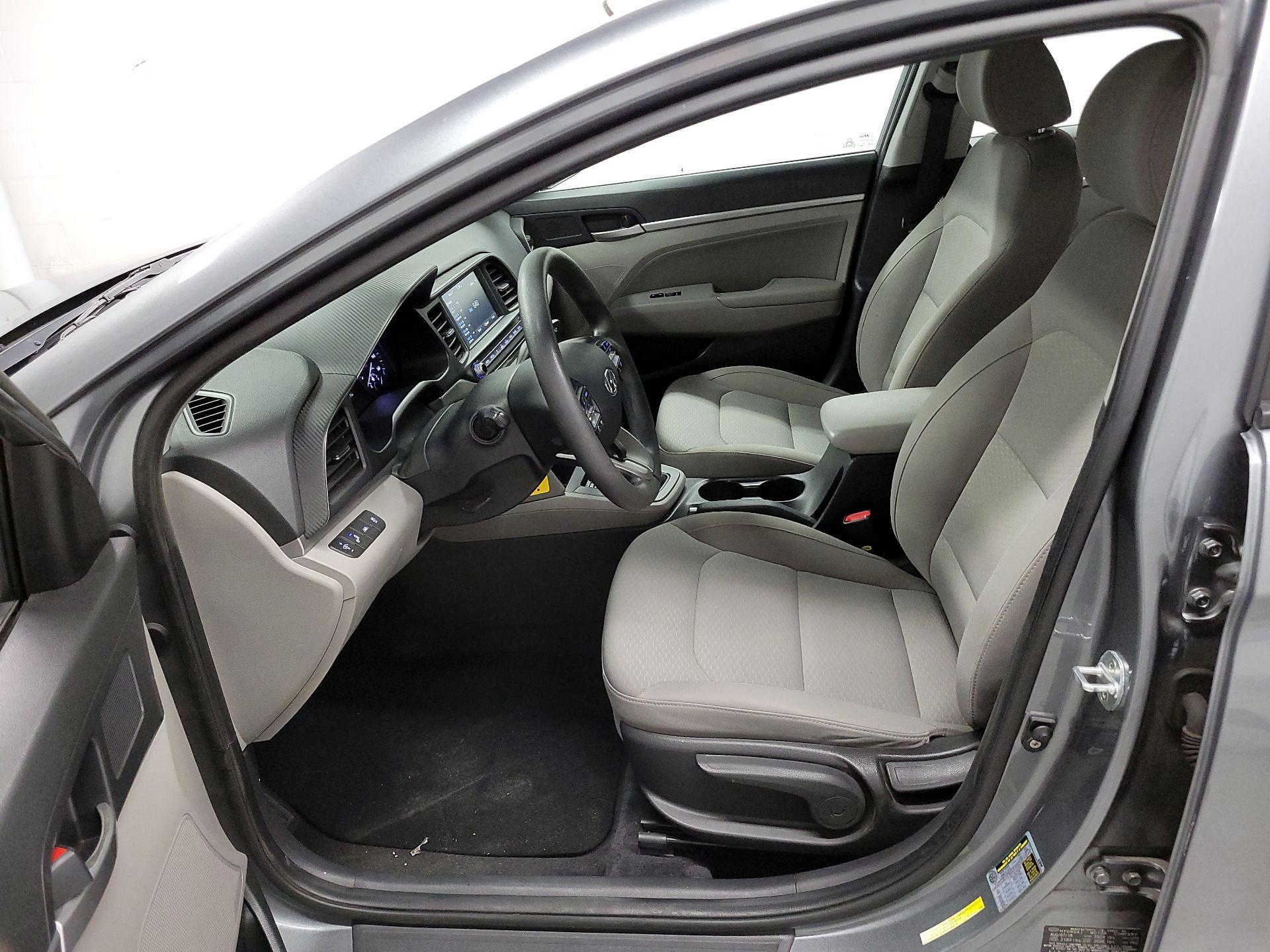 Thumbnail: 2019 Hyundai Elantra - 11
