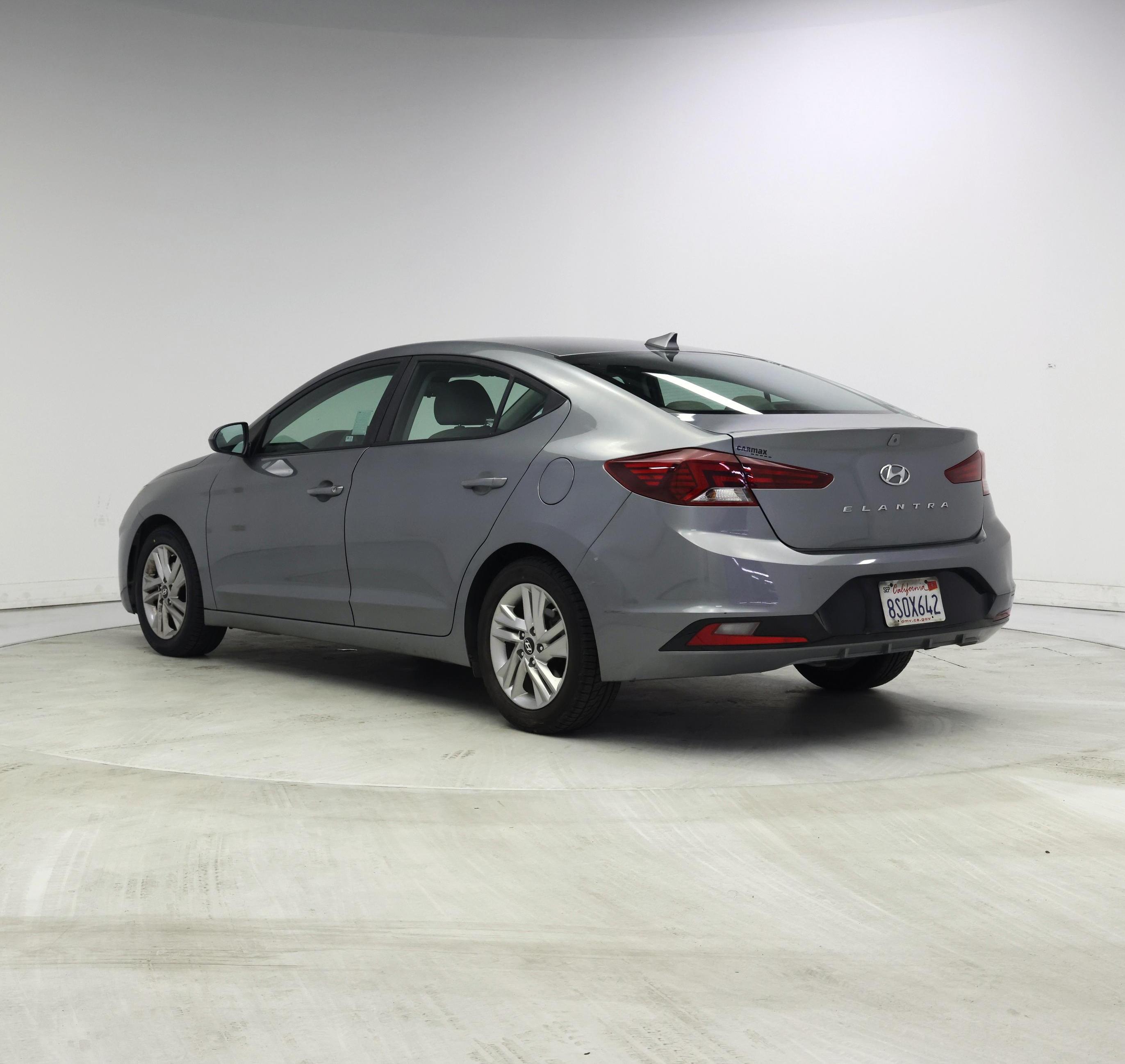 Thumbnail: 2019 Hyundai Elantra - 2