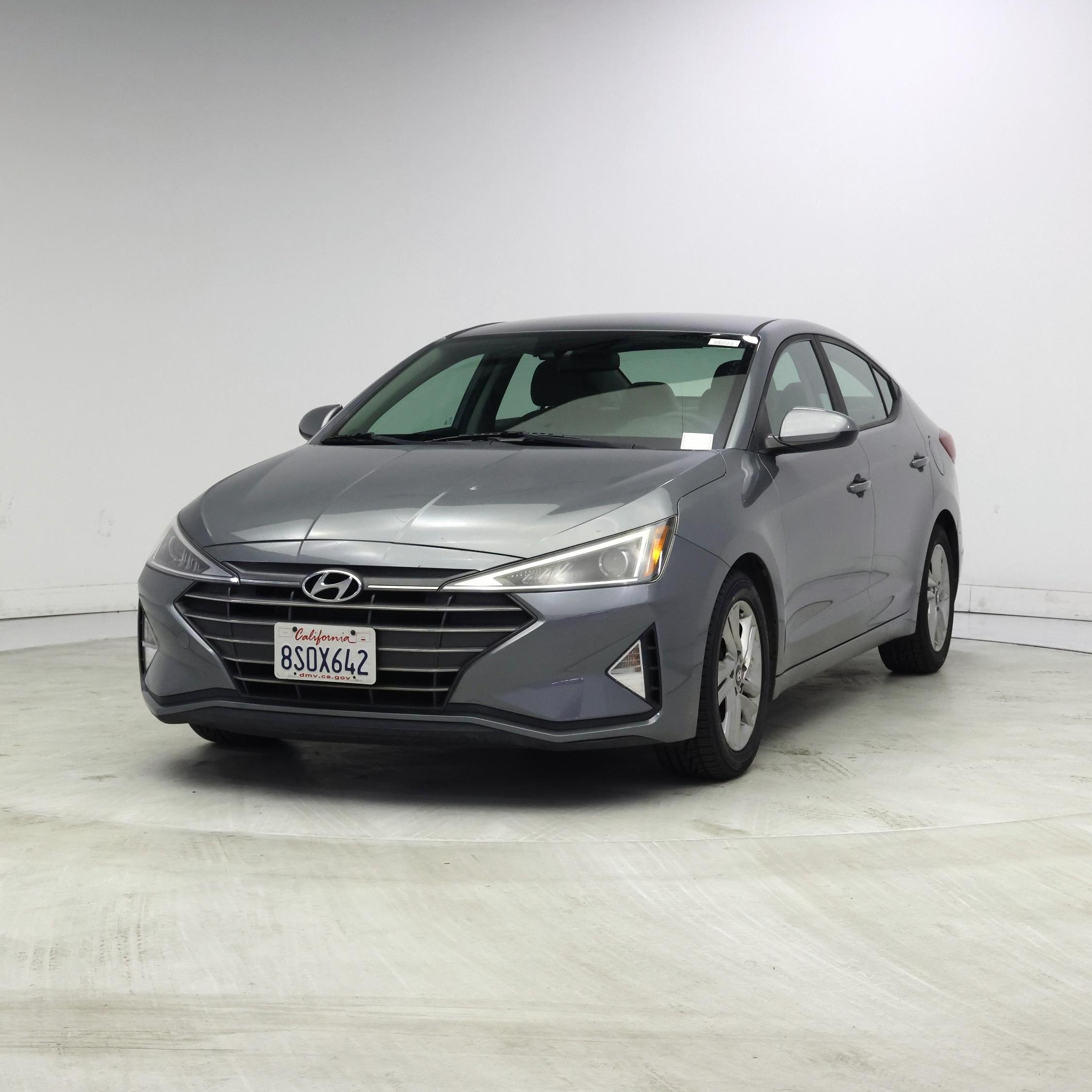 Thumbnail: 2019 Hyundai Elantra - 4