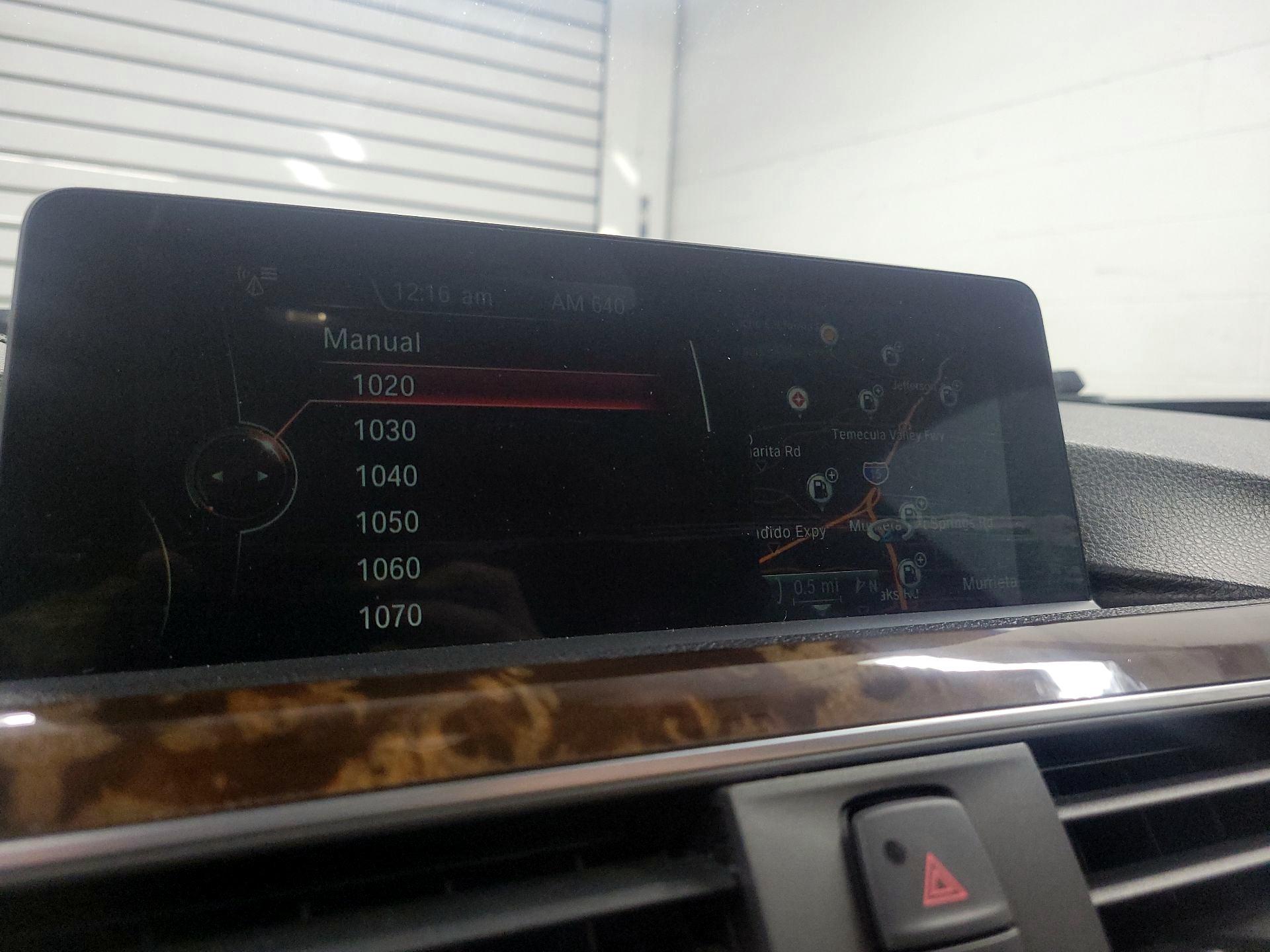 Thumbnail: 2016 BMW 3 Series - 13