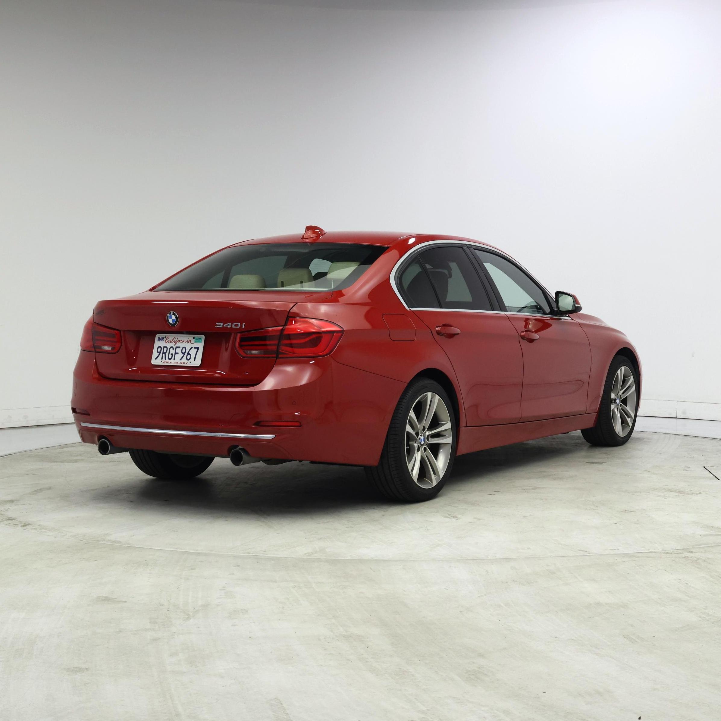 Thumbnail: 2016 BMW 3 Series - 8