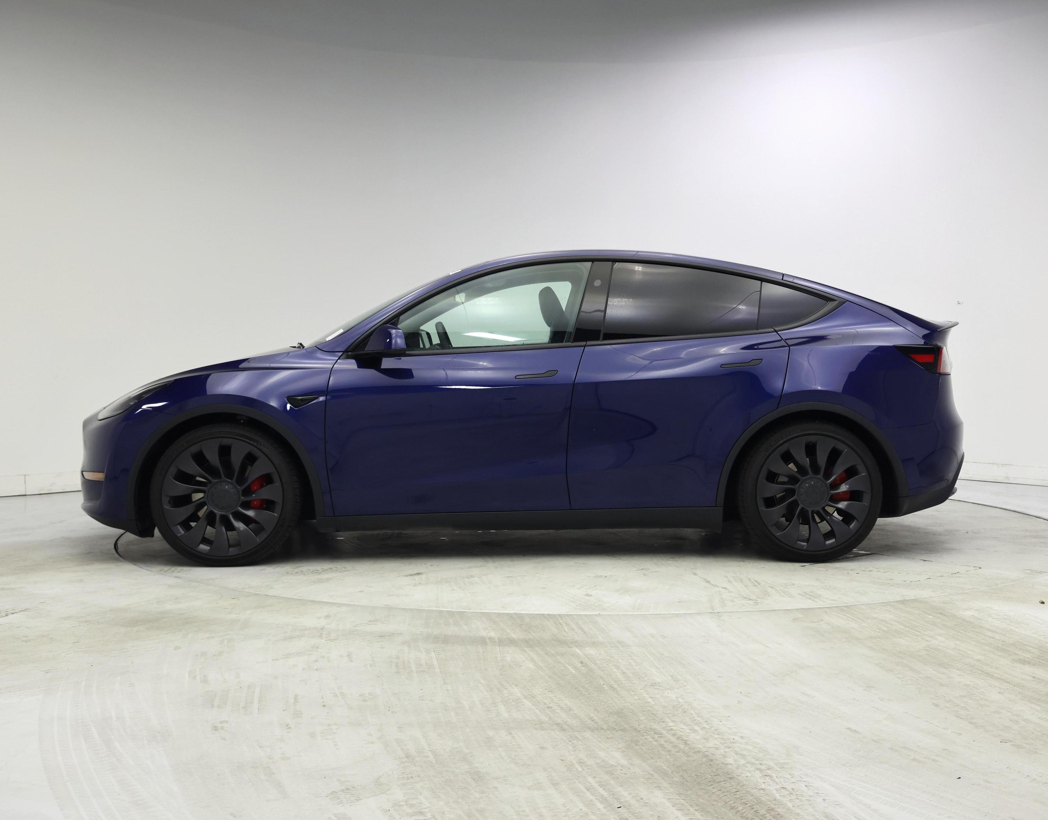 Thumbnail: 2023 Tesla Model Y - 3