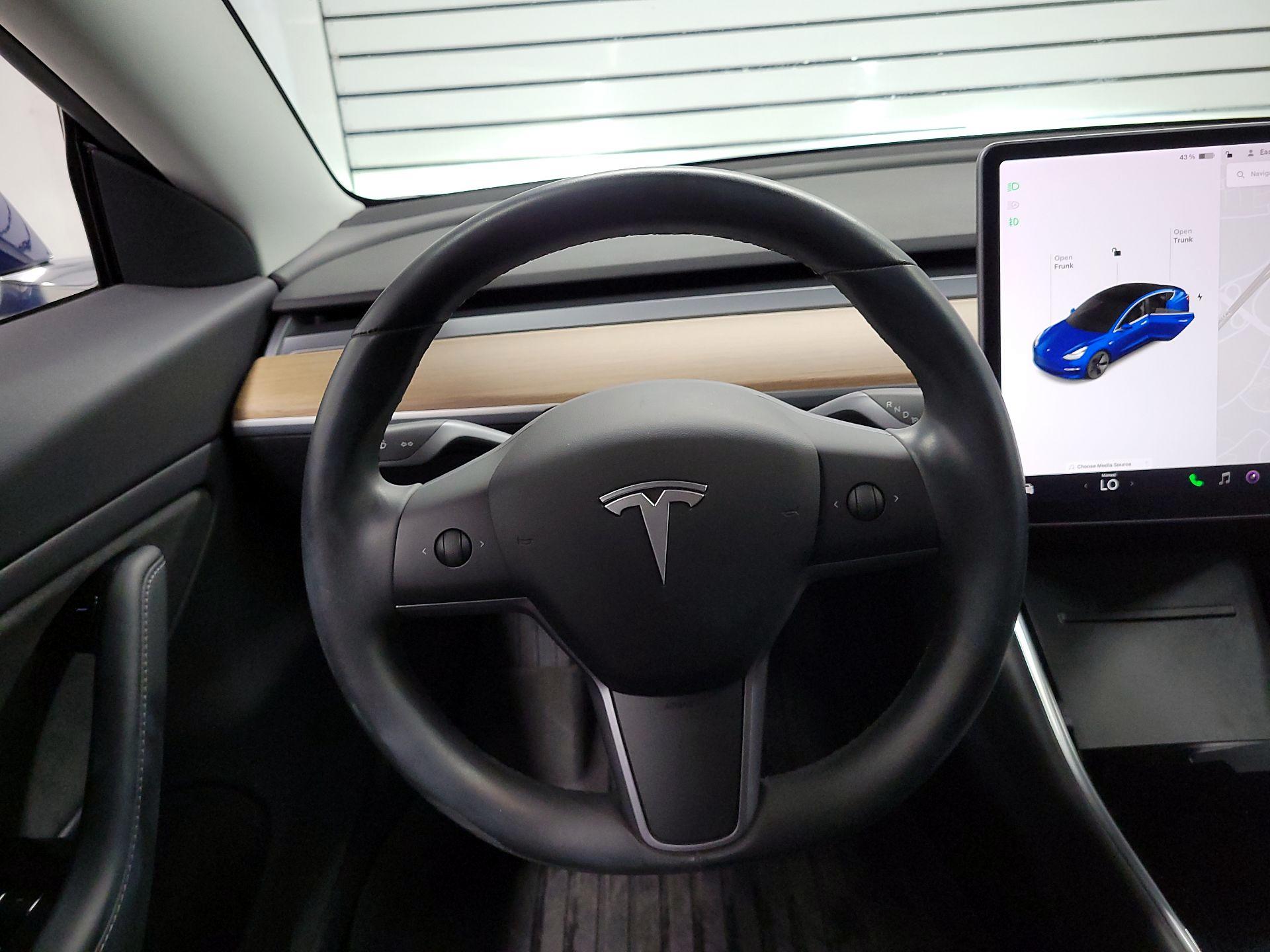 Thumbnail: 2019 Tesla Model 3 - 10