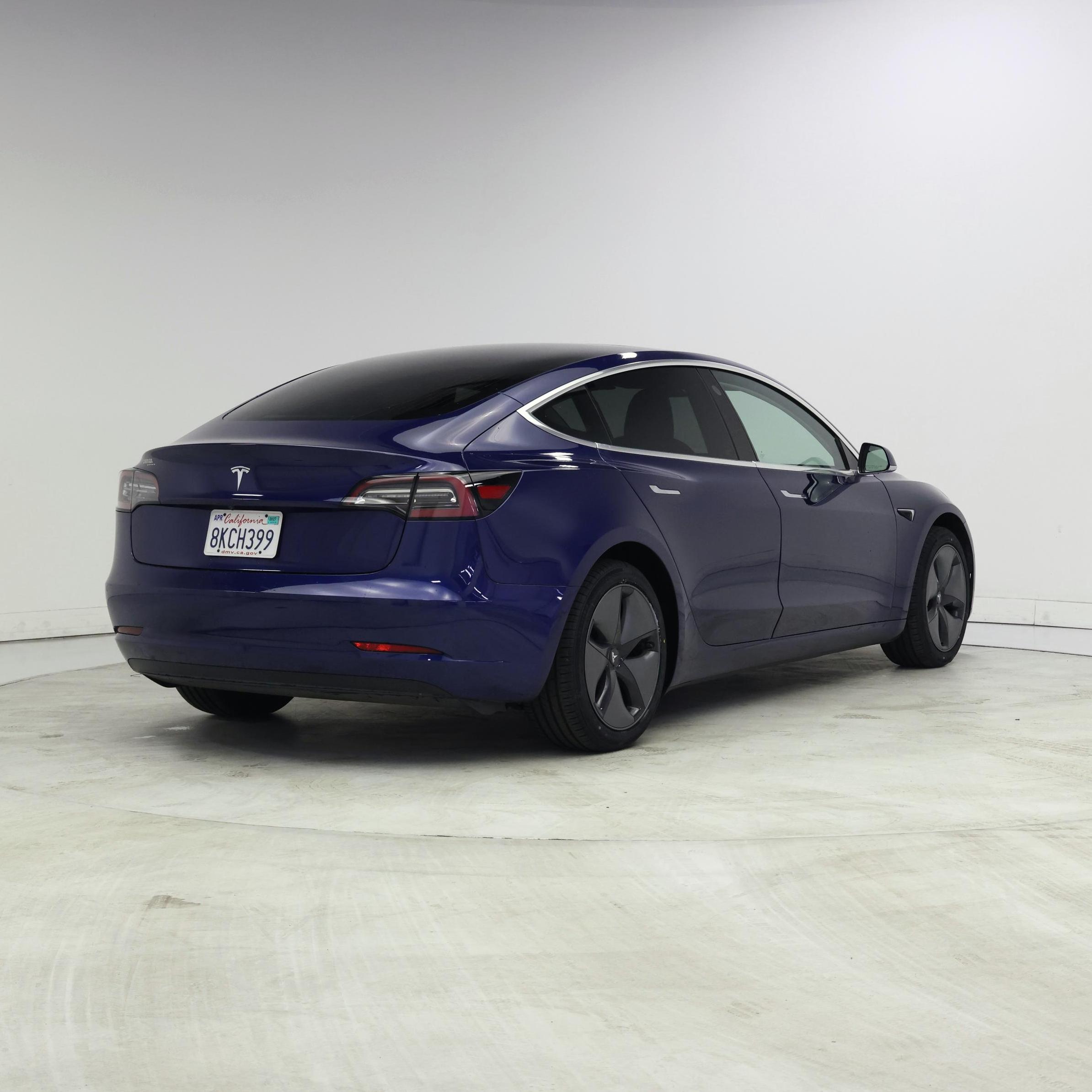 Thumbnail: 2019 Tesla Model 3 - 8
