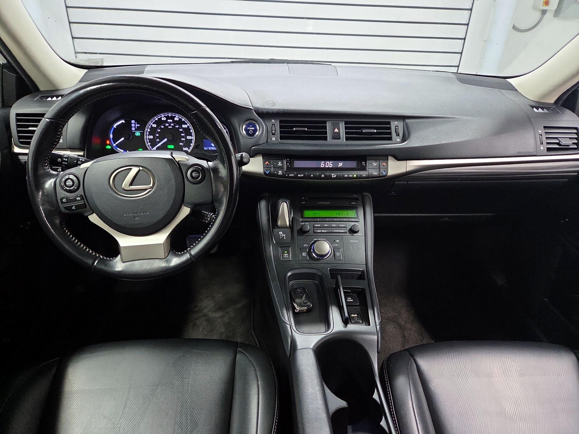 Thumbnail: 2017 Lexus CT - 9