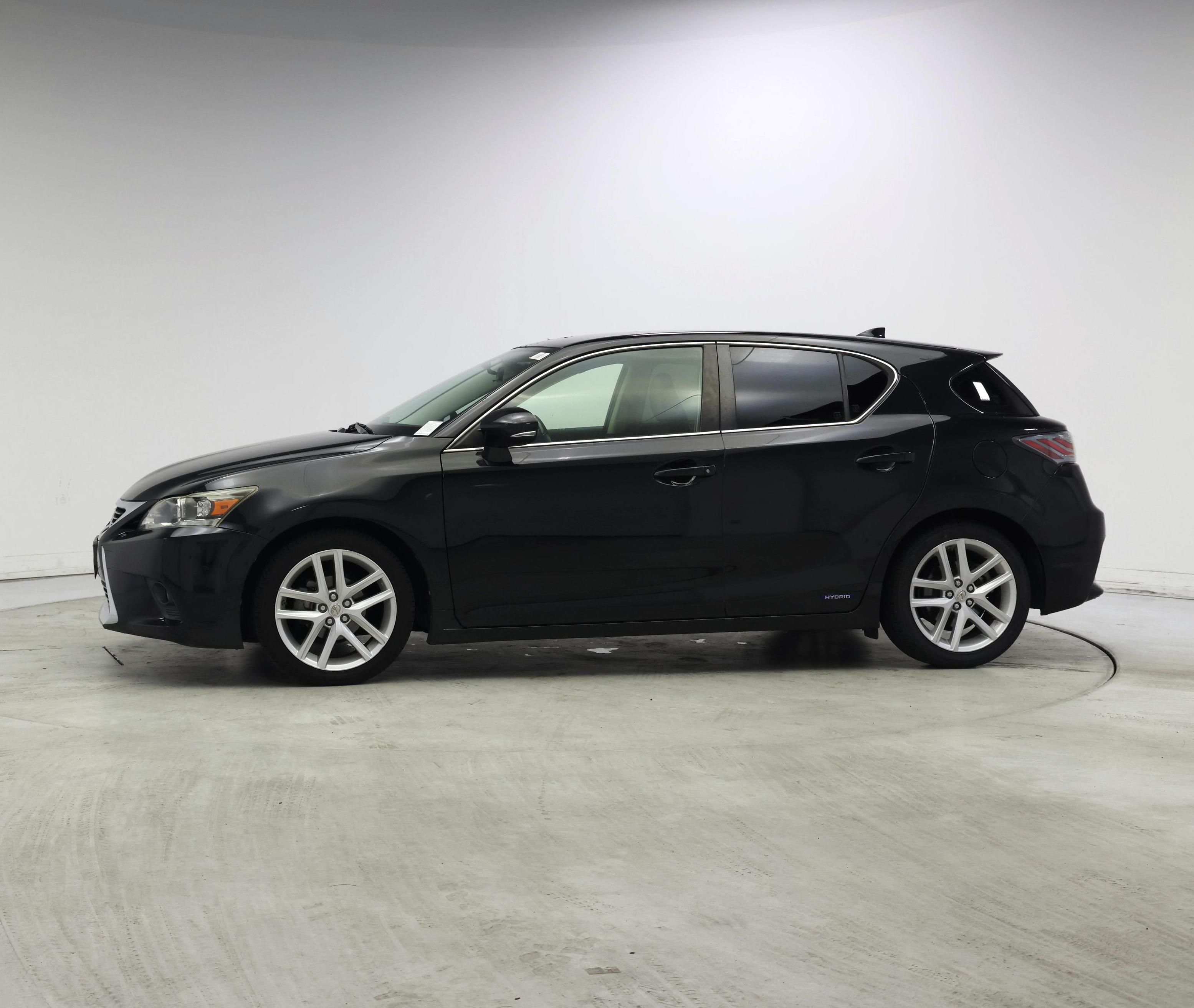 Thumbnail: 2017 Lexus CT - 3