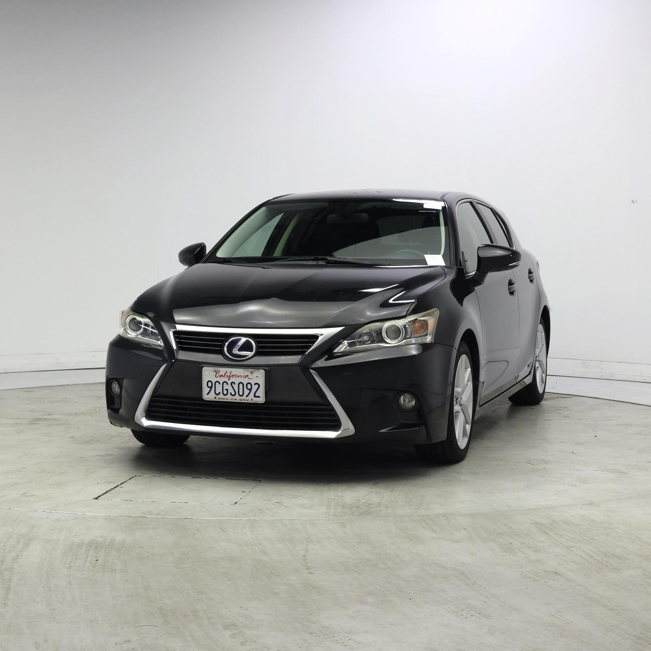 Thumbnail: 2017 Lexus CT - 4