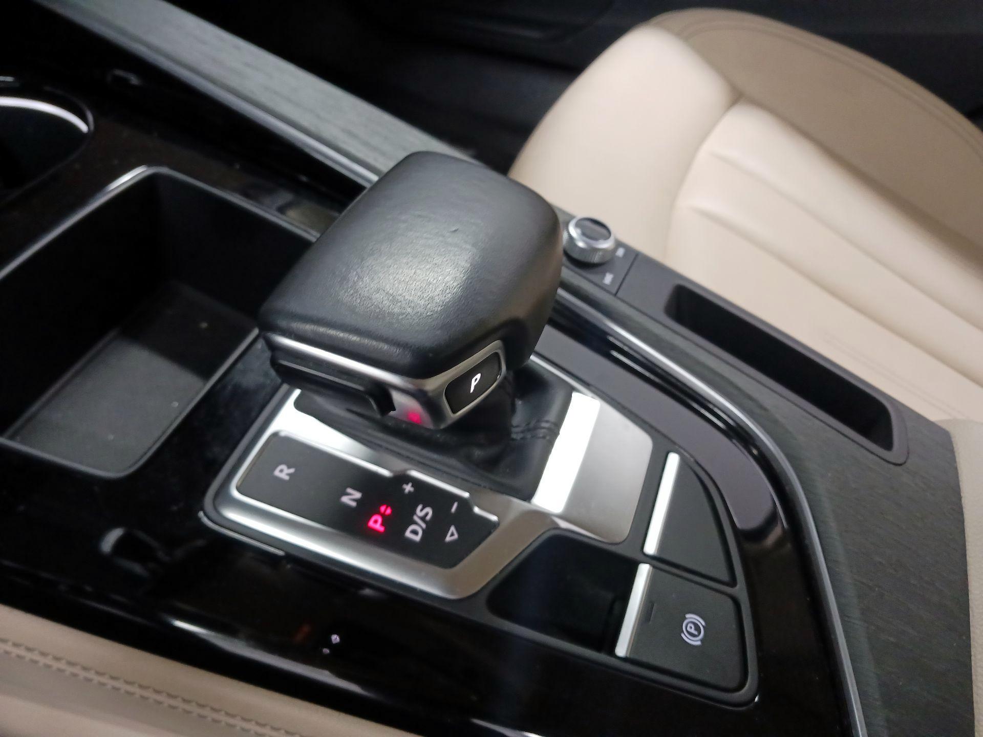 Thumbnail: 2021 Audi A4 - 15