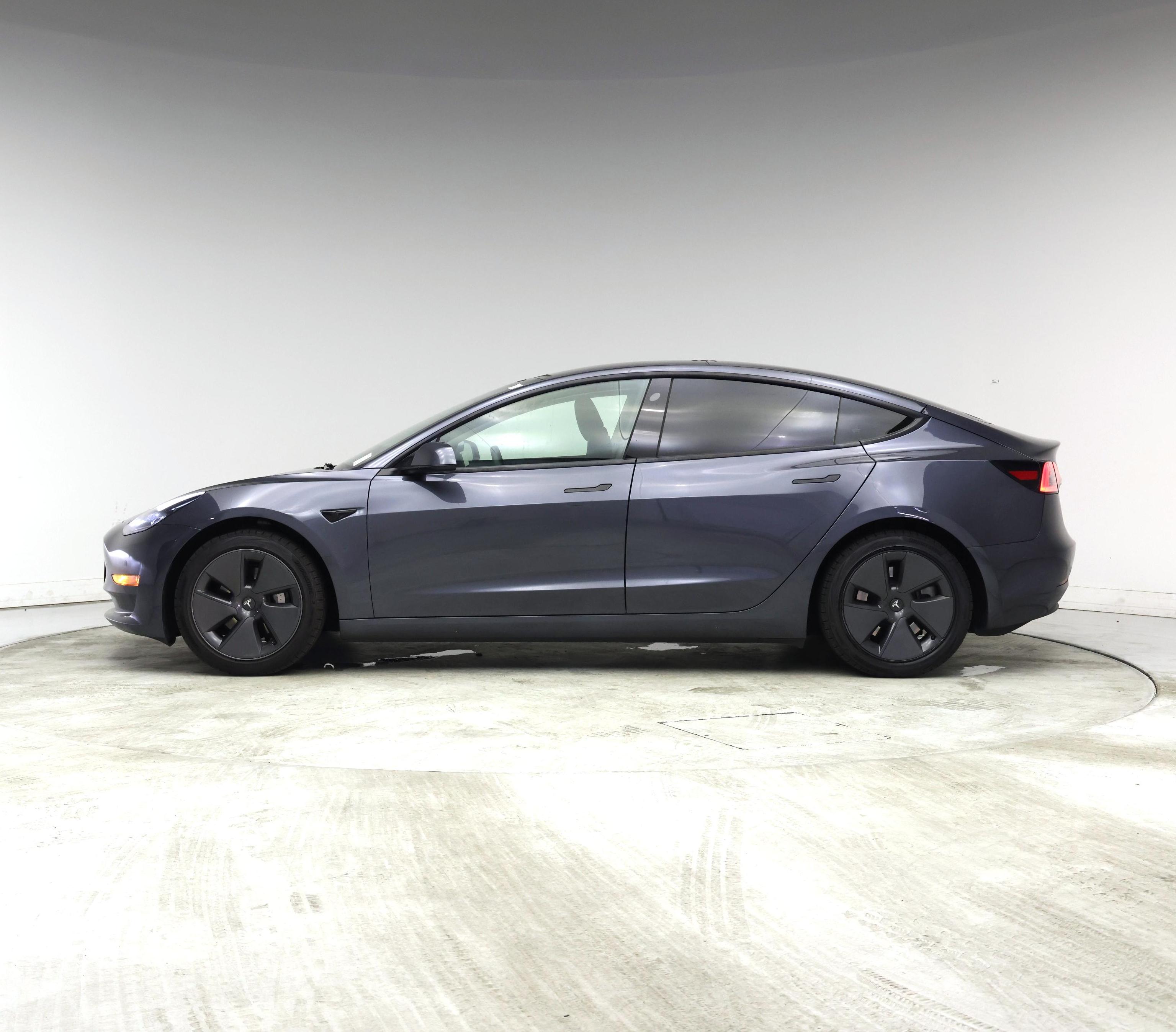 Thumbnail: 2023 Tesla Model 3 - 3