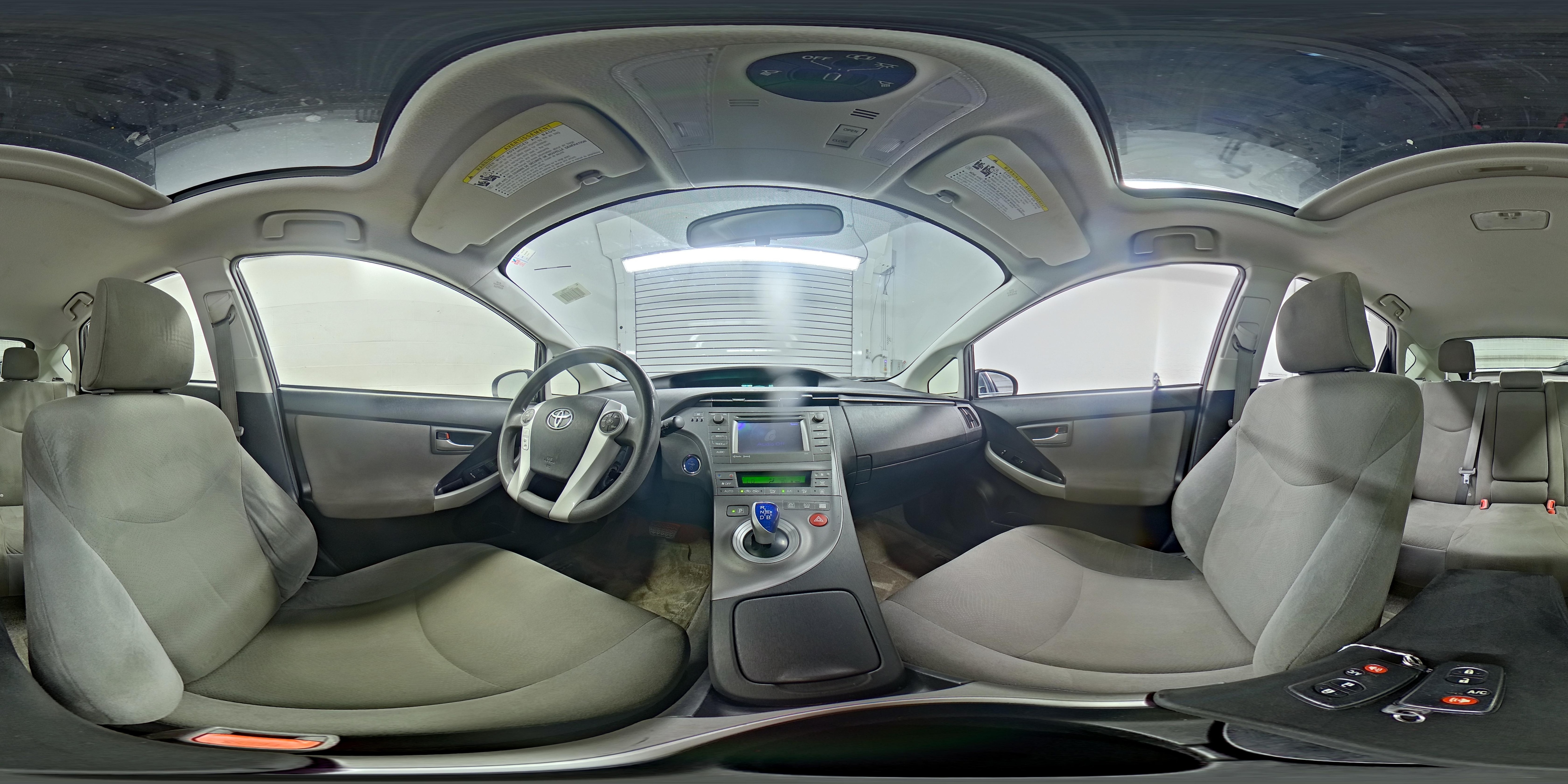 2014 Toyota Prius Three - Photo 23