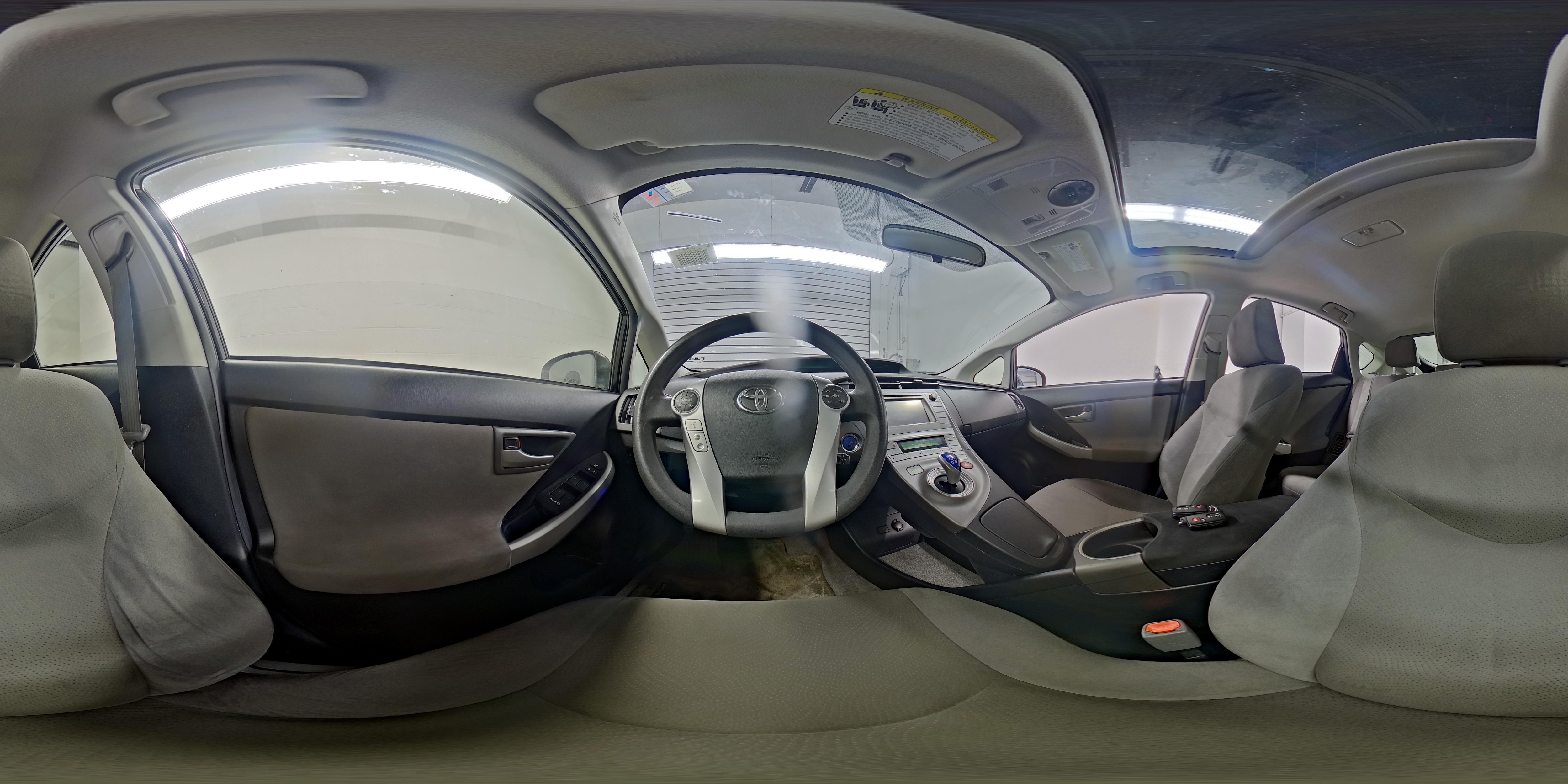 2014 Toyota Prius Three - Photo 25