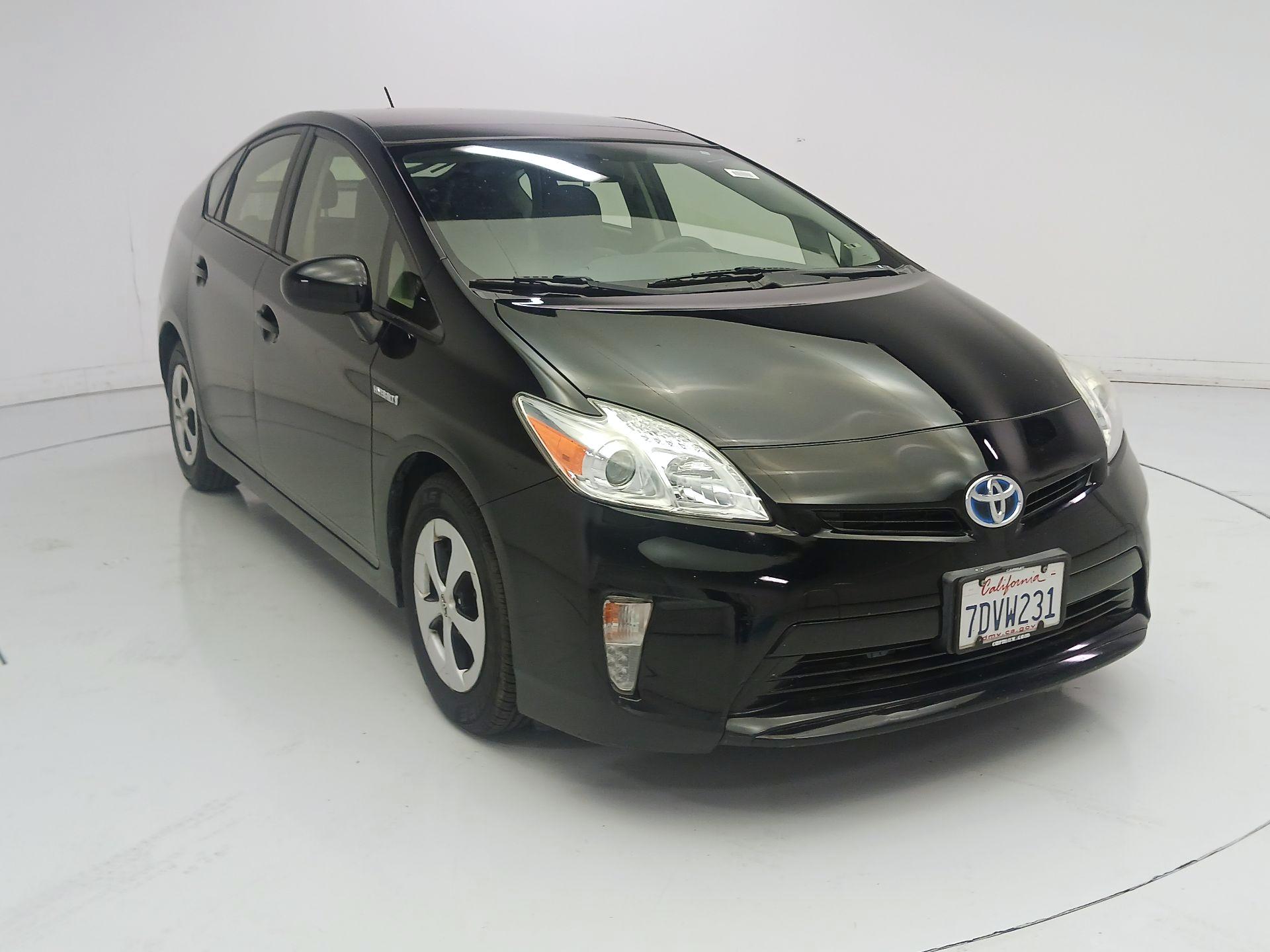 Thumbnail: 2014 Toyota Prius - 1