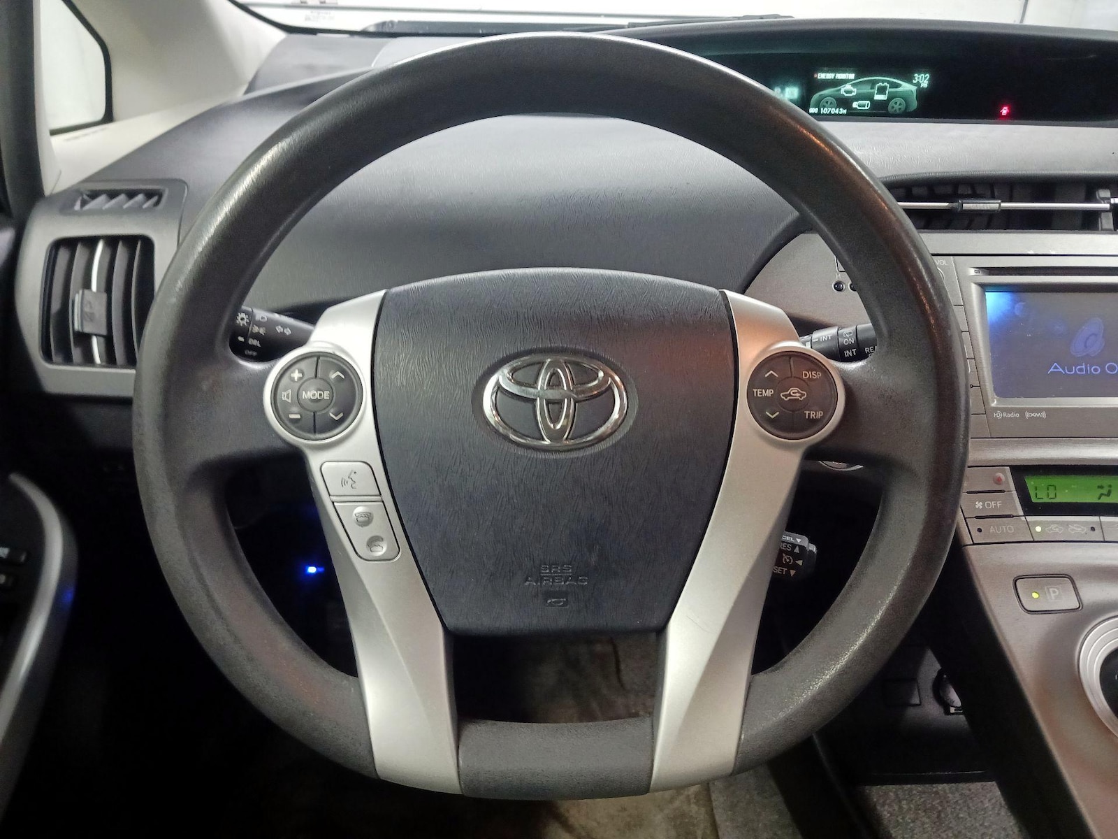2014 Toyota Prius Three - Photo 9
