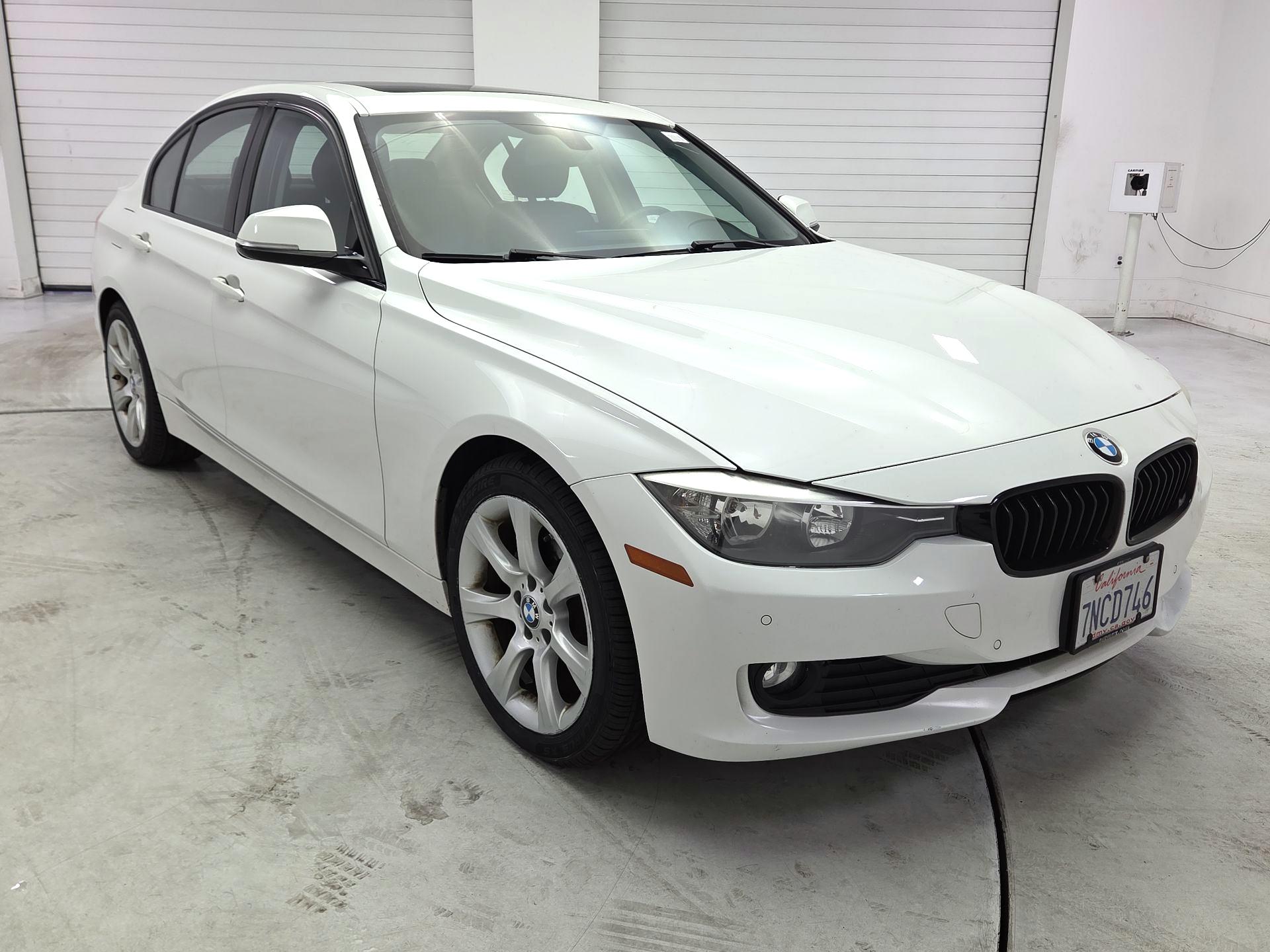 Thumbnail: 2015 BMW 3 Series - 1