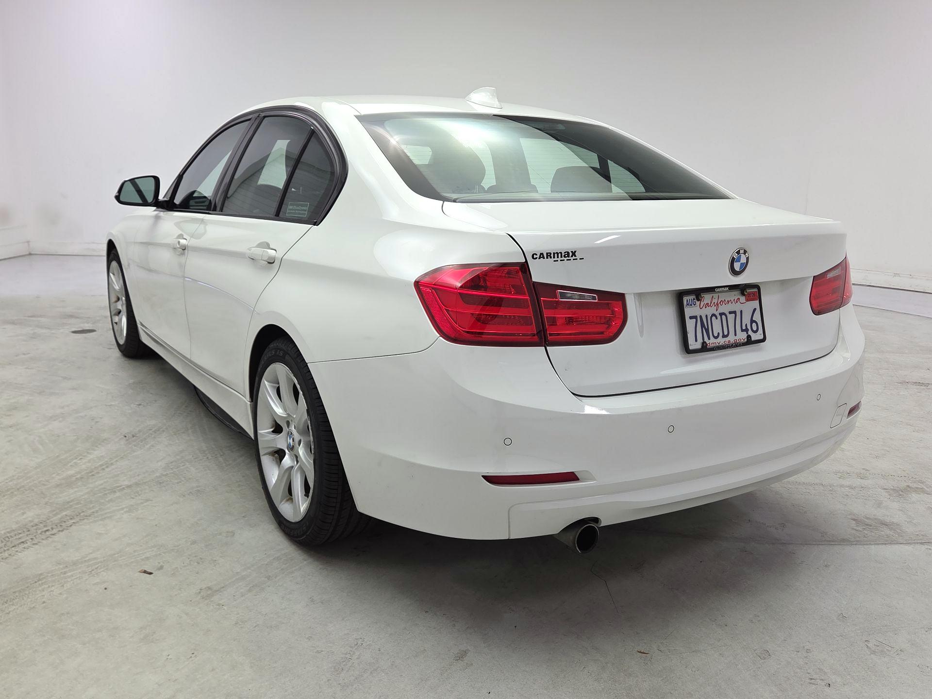 Thumbnail: 2015 BMW 3 Series - 7