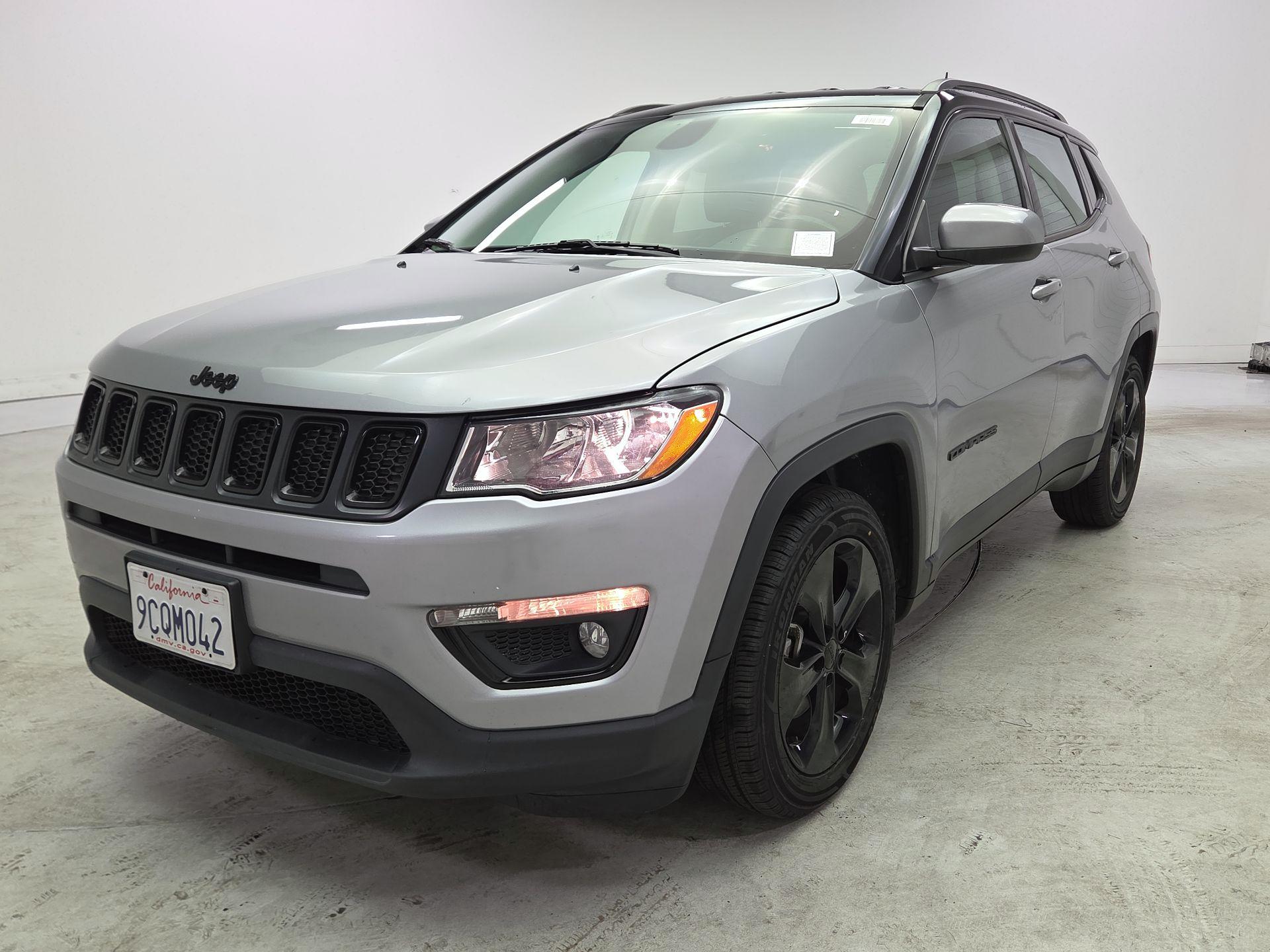 Thumbnail: 2019 Jeep Compass - 3