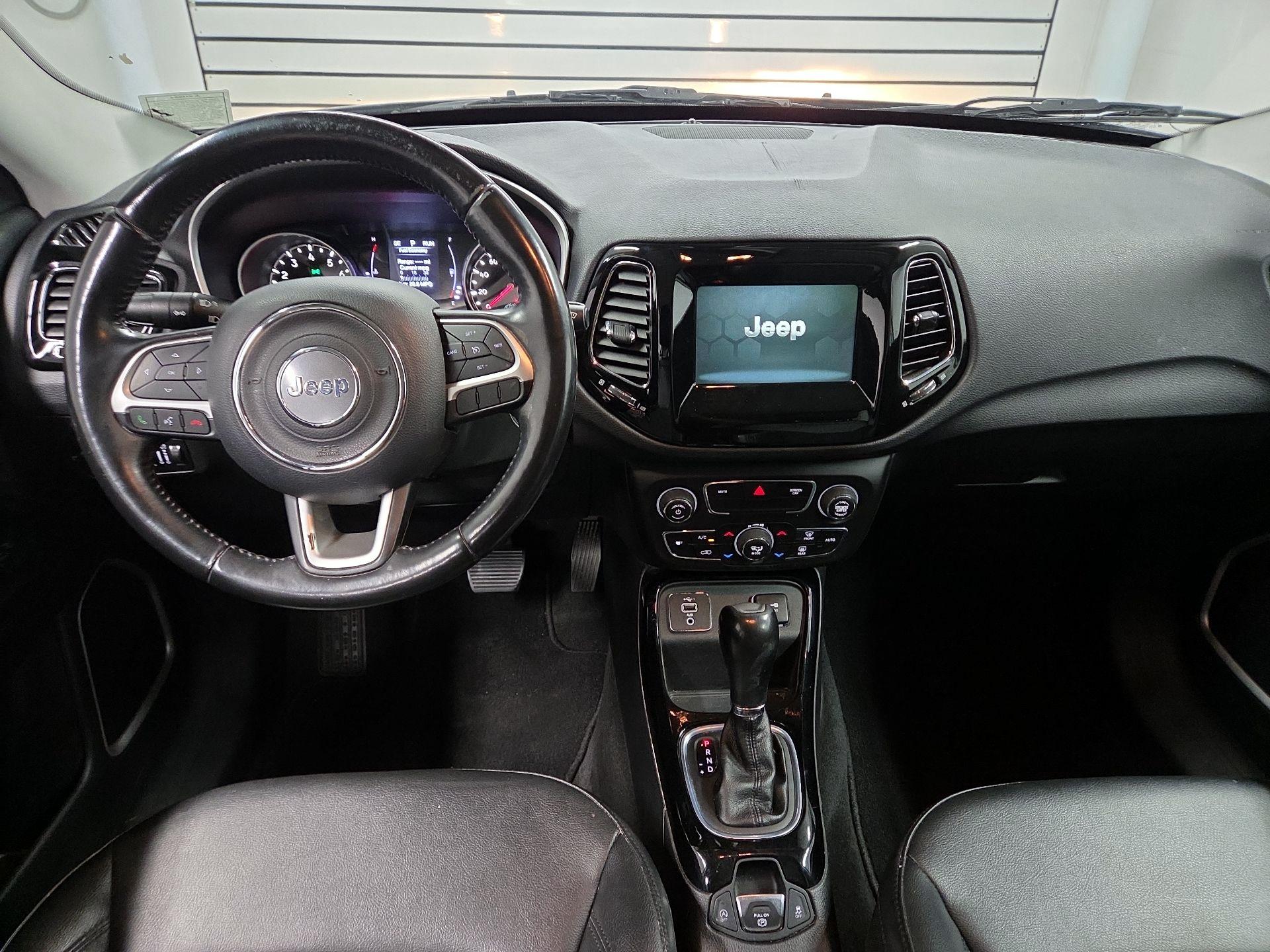 Thumbnail: 2019 Jeep Compass - 8
