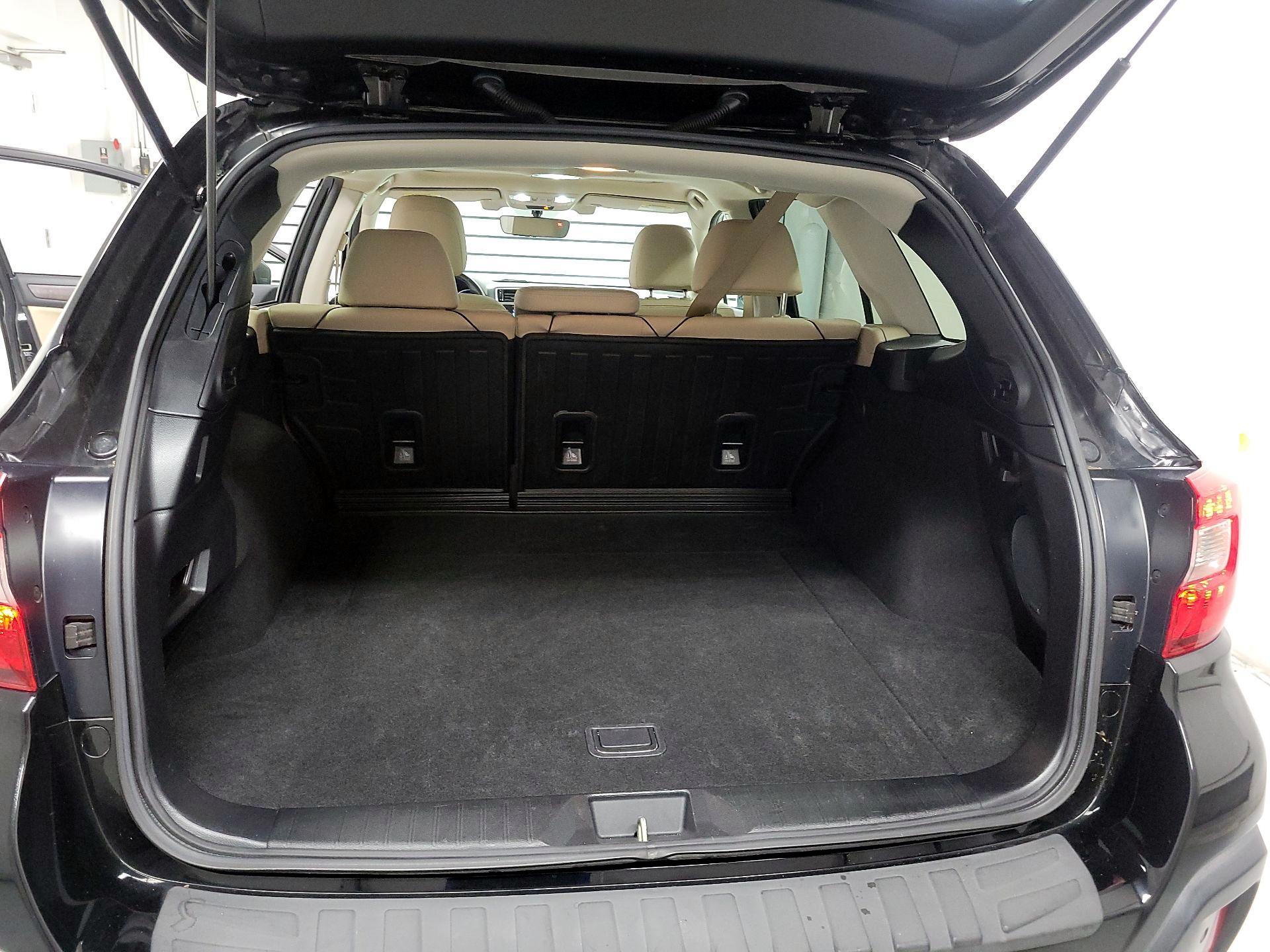 Thumbnail: 2018 Subaru Outback - 16