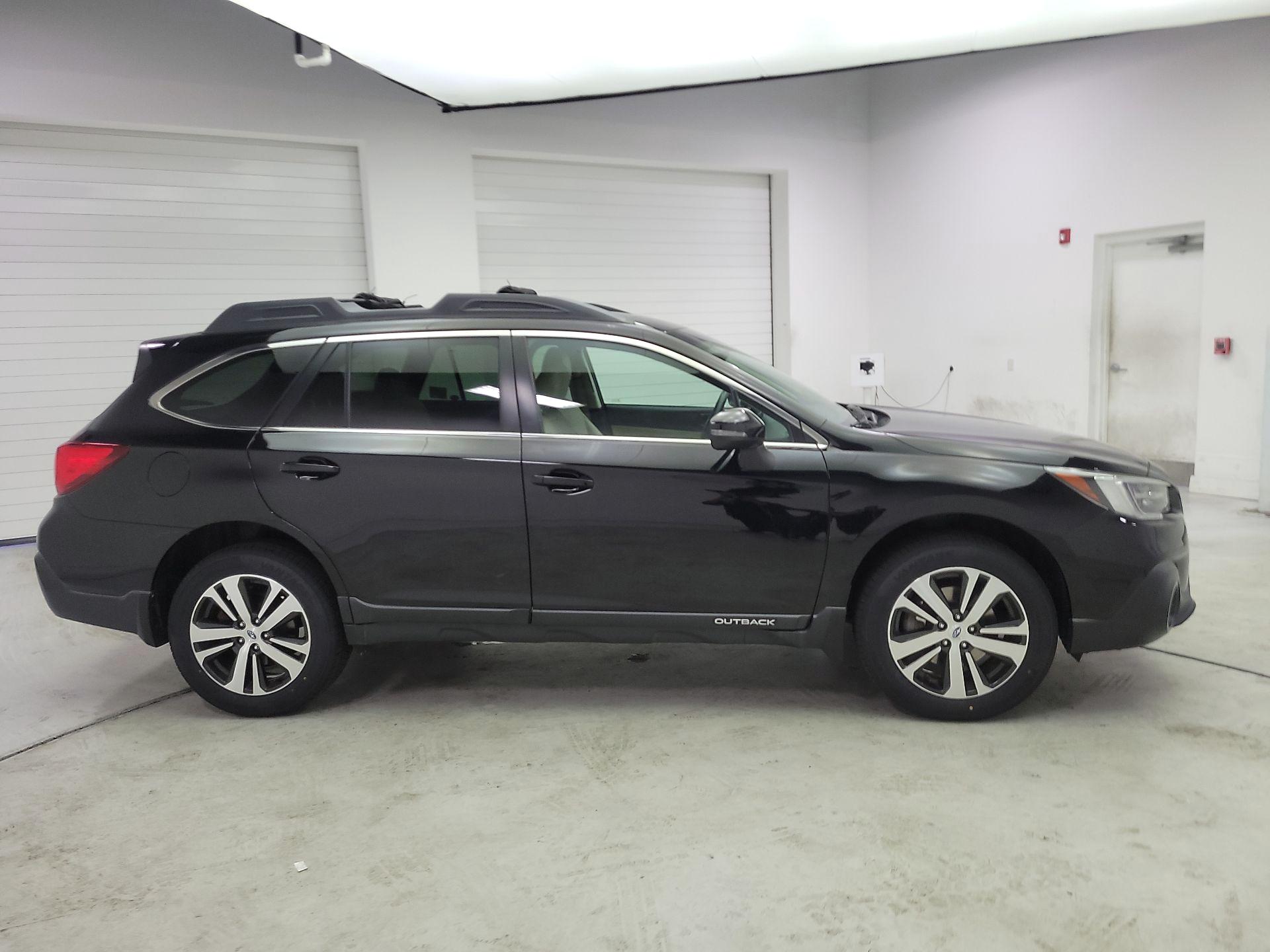Thumbnail: 2018 Subaru Outback - 4