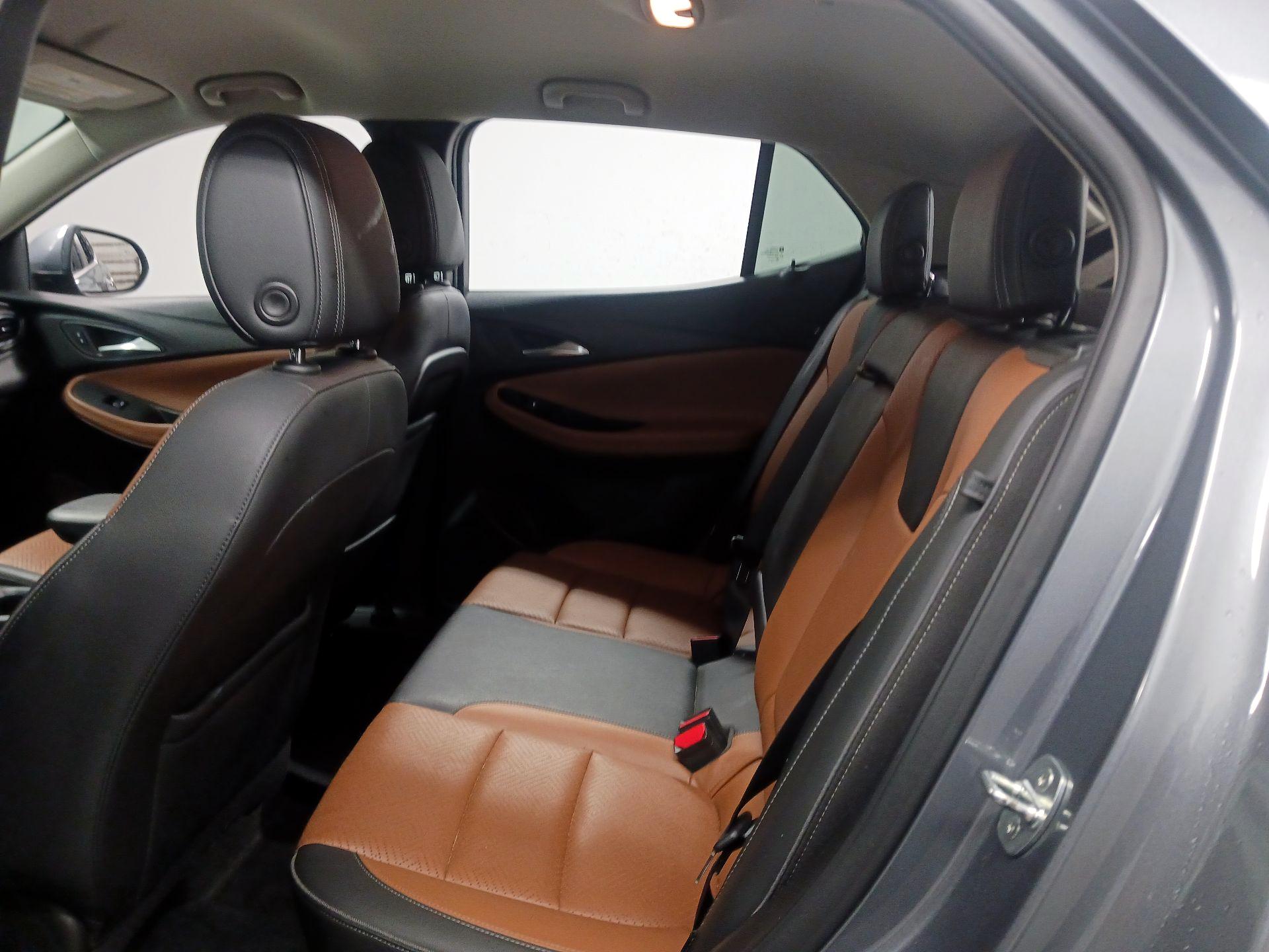 Thumbnail: 2020 Buick Encore GX - 17