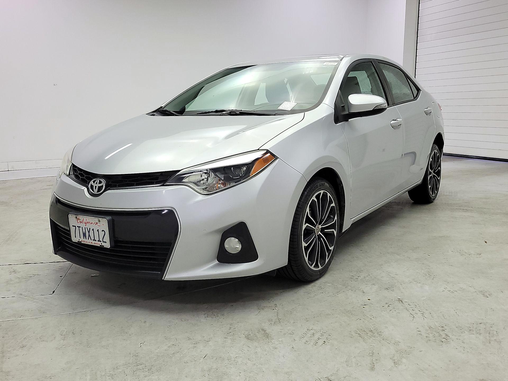 Thumbnail: 2016 Toyota Corolla - 3
