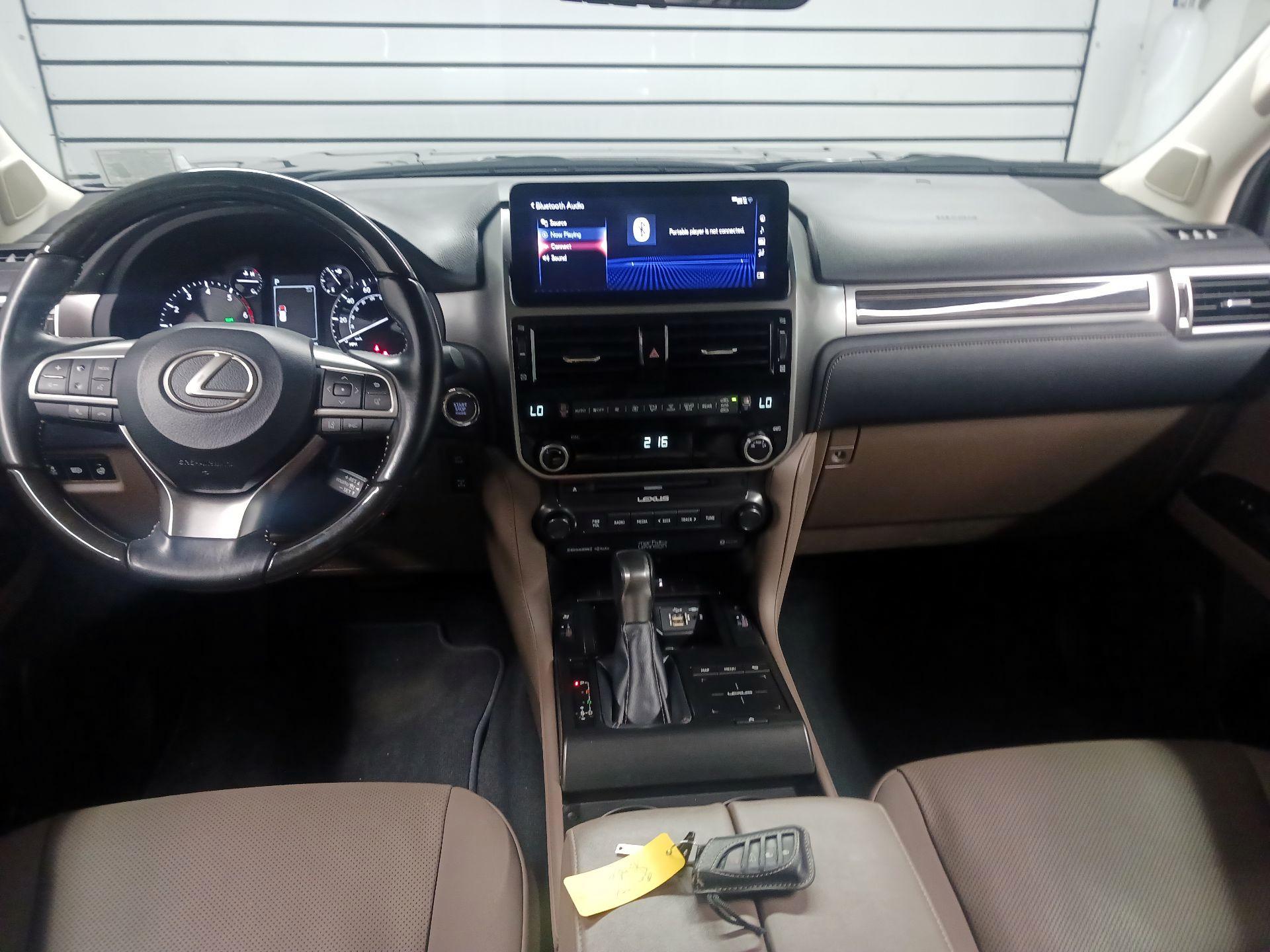 Thumbnail: 2023 Lexus GX - 9