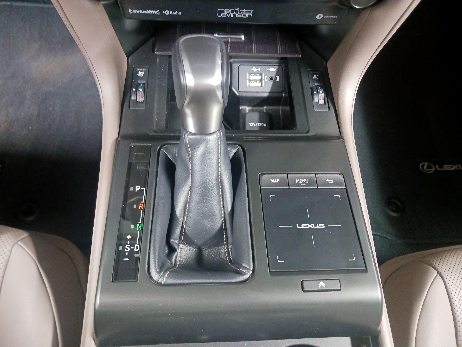 Thumbnail: 2023 Lexus GX - 17