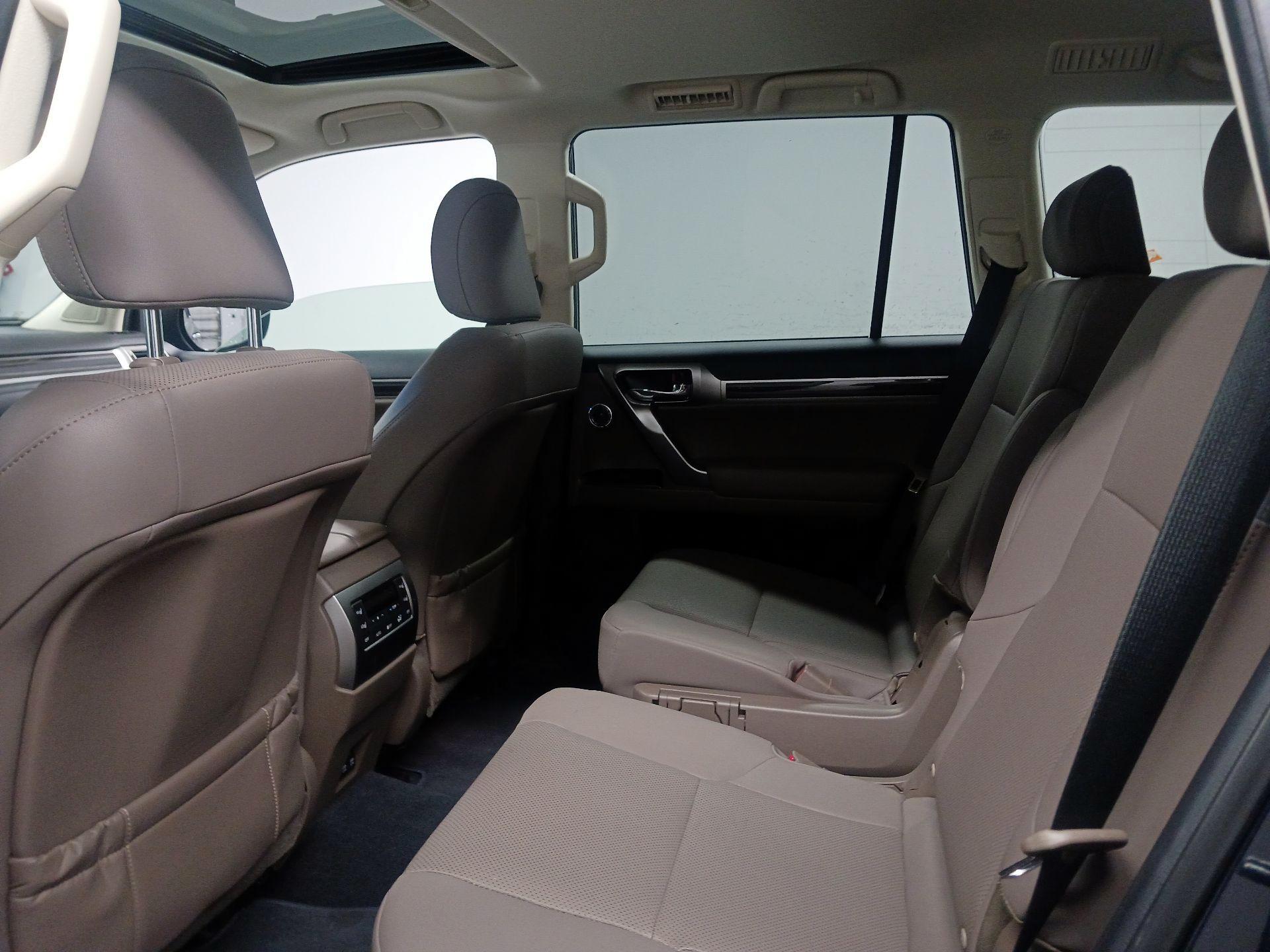 Thumbnail: 2023 Lexus GX - 19