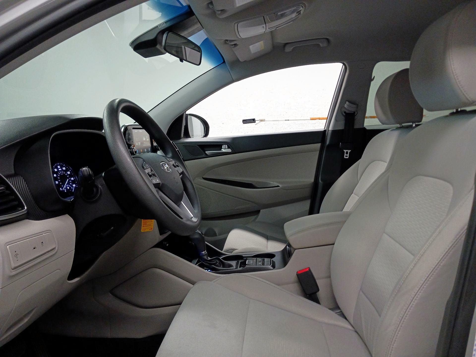 Thumbnail: 2020 Hyundai Tucson - 9