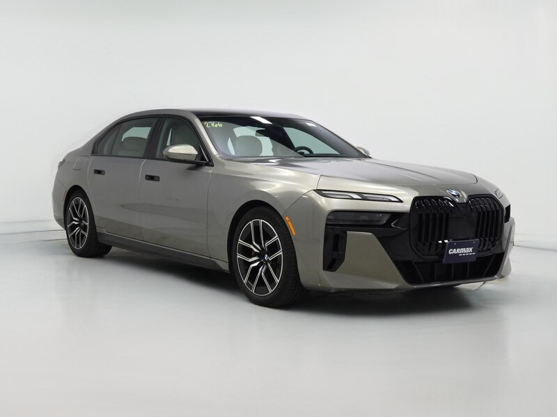 2023 BMW 740 I