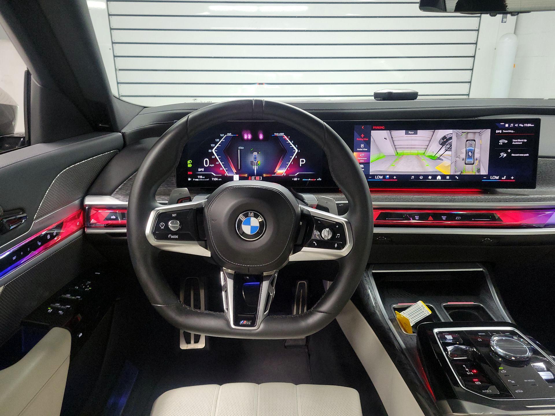 Thumbnail: 2023 BMW 7 Series - 10