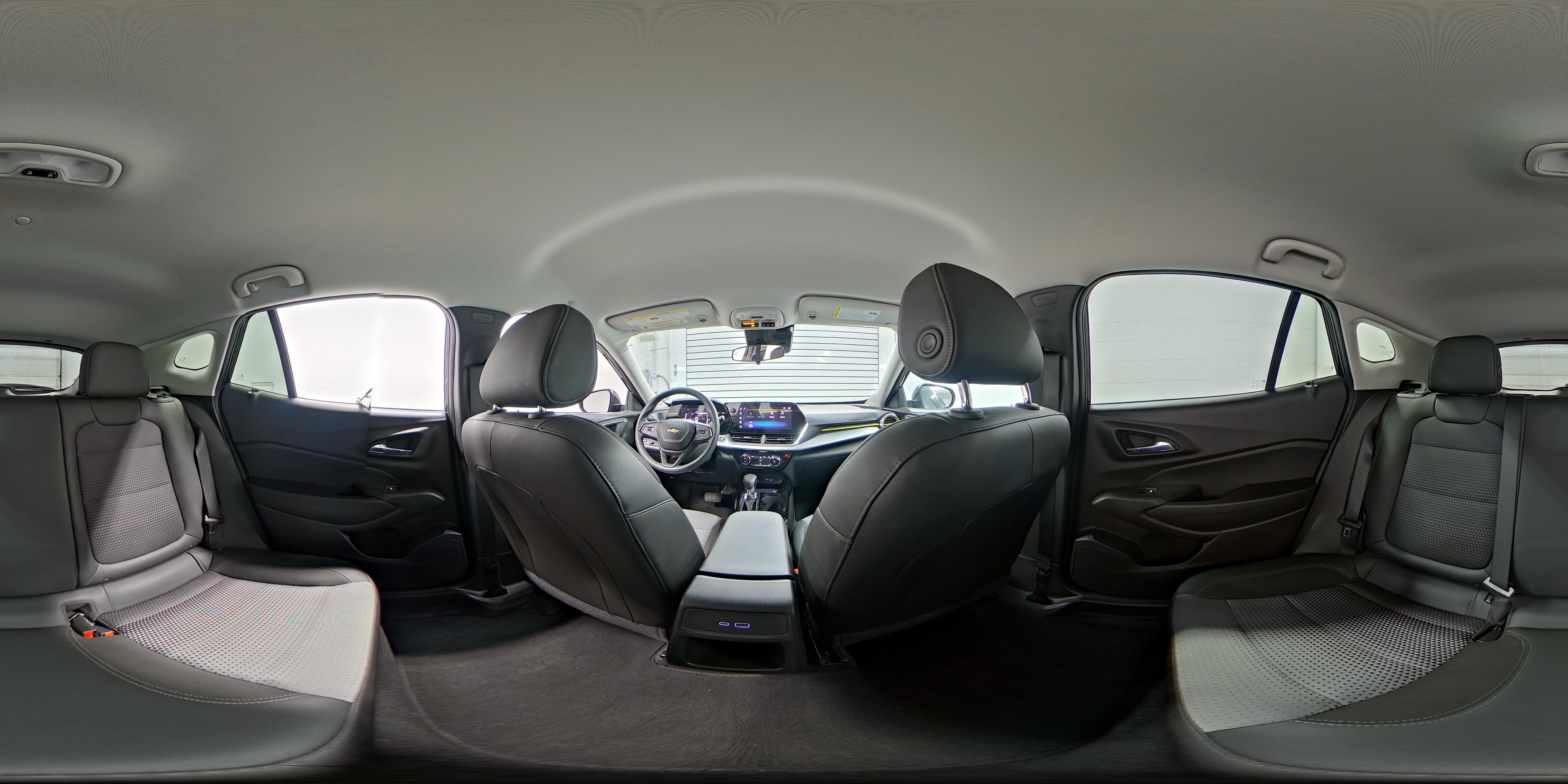 2024 Chevrolet Trax LT - Photo 22