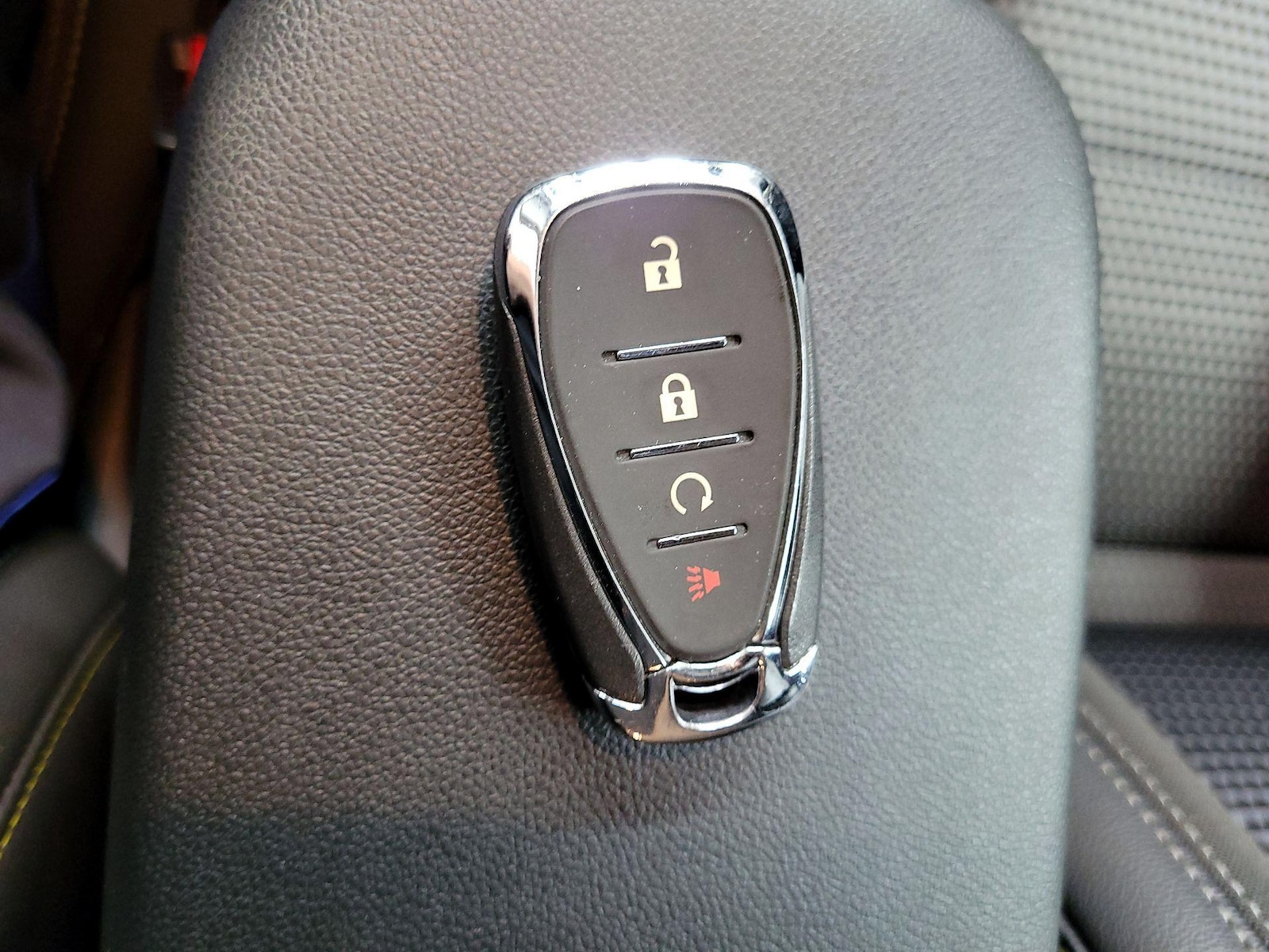 2024 Chevrolet Trax LT - Photo 20