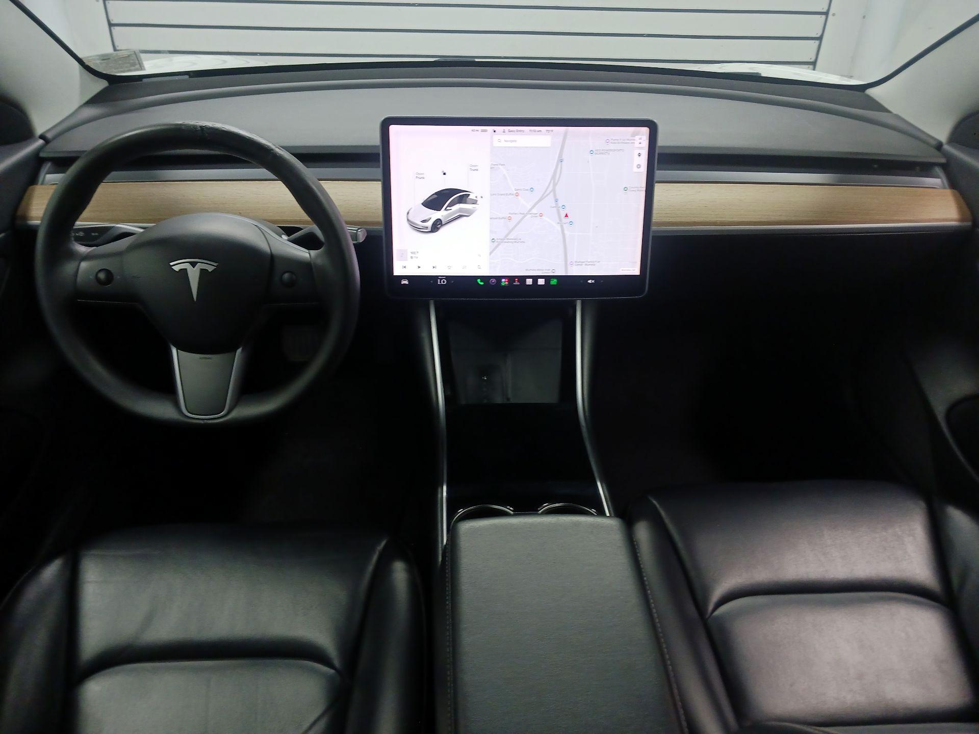 Thumbnail: 2020 Tesla Model 3 - 9