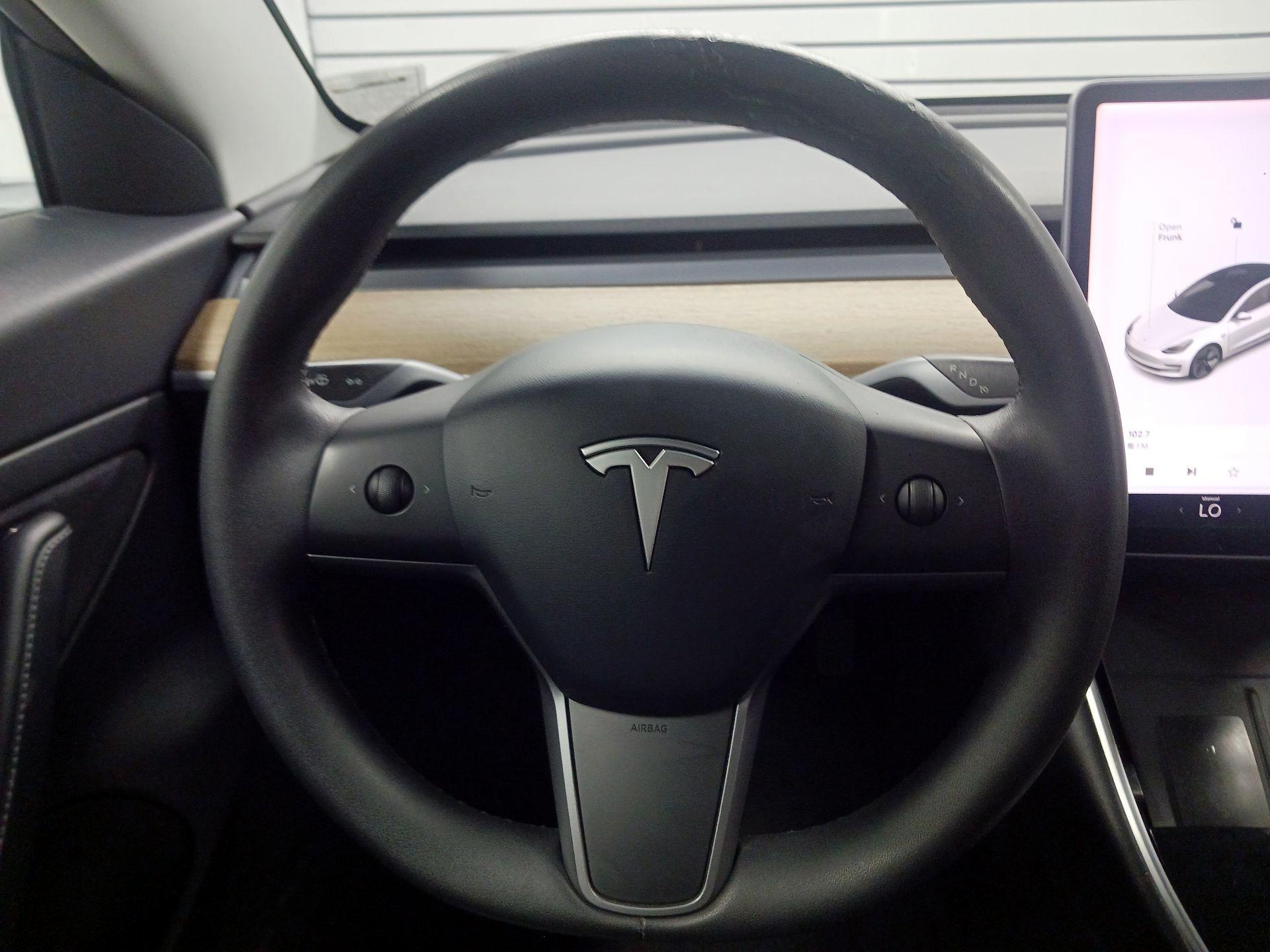Thumbnail: 2020 Tesla Model 3 - 10